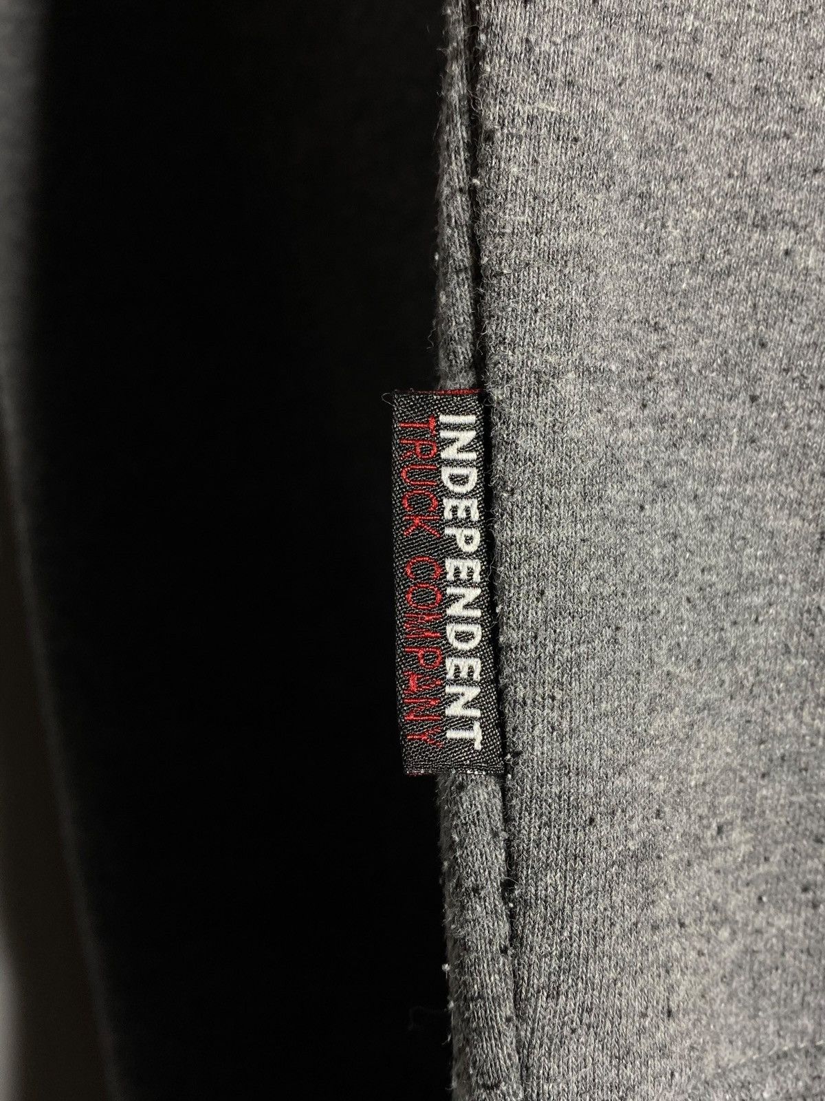 Independent Truck Co. INDEPENDENT SKATEBOARD SWEATER THRASHER VIBES Y2K Size US M / EU 48-50 / 2 - 10 Thumbnail