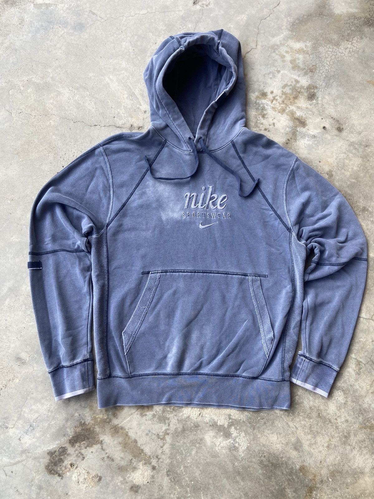 Nike × Vintage Nike Sportwear Center Swoosh Hoodie Size US S / EU 44-46 / 1 - 1 Thumbnail