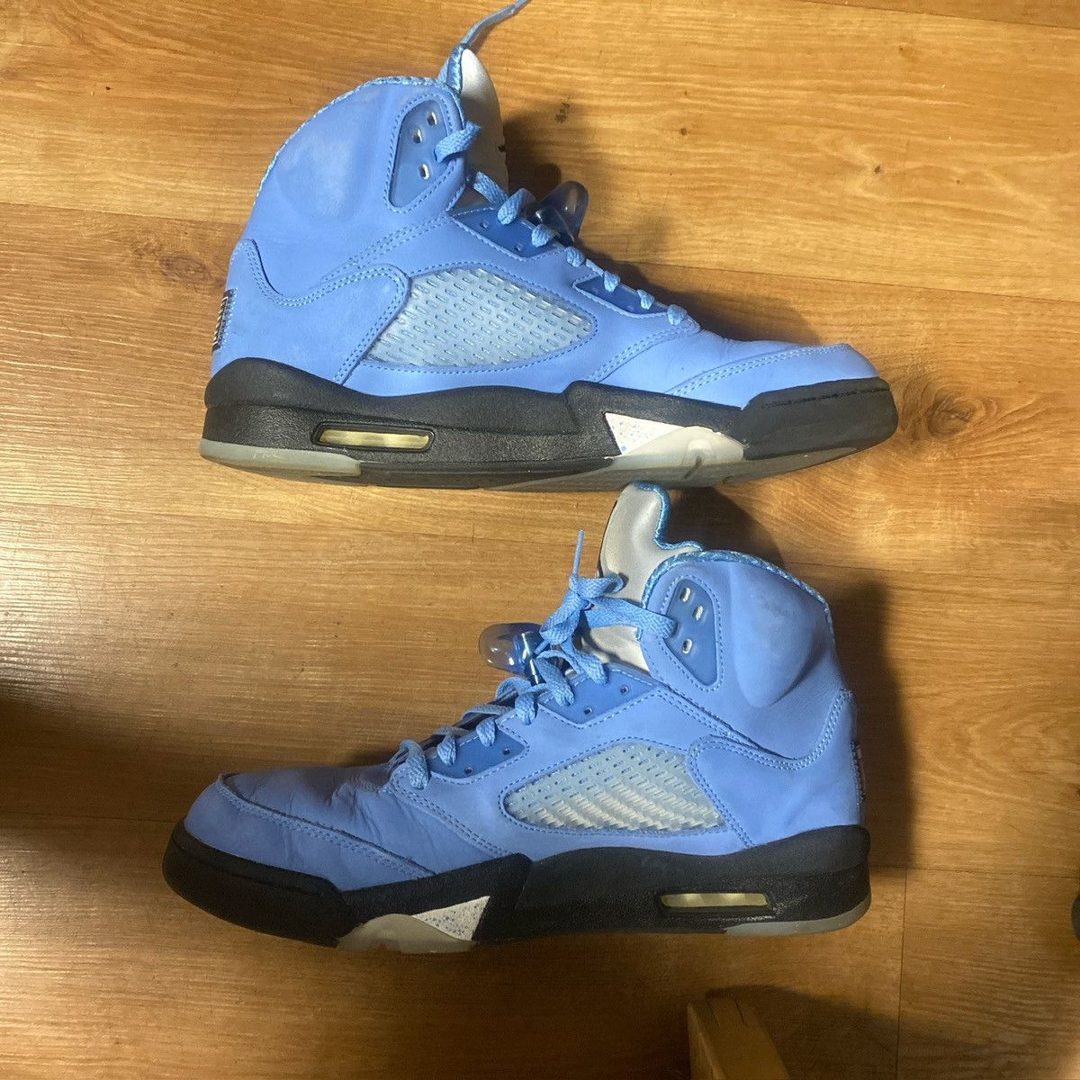 image of Jordan Brand 5’S Unc Shoes in Blue, Men's (Size 12)