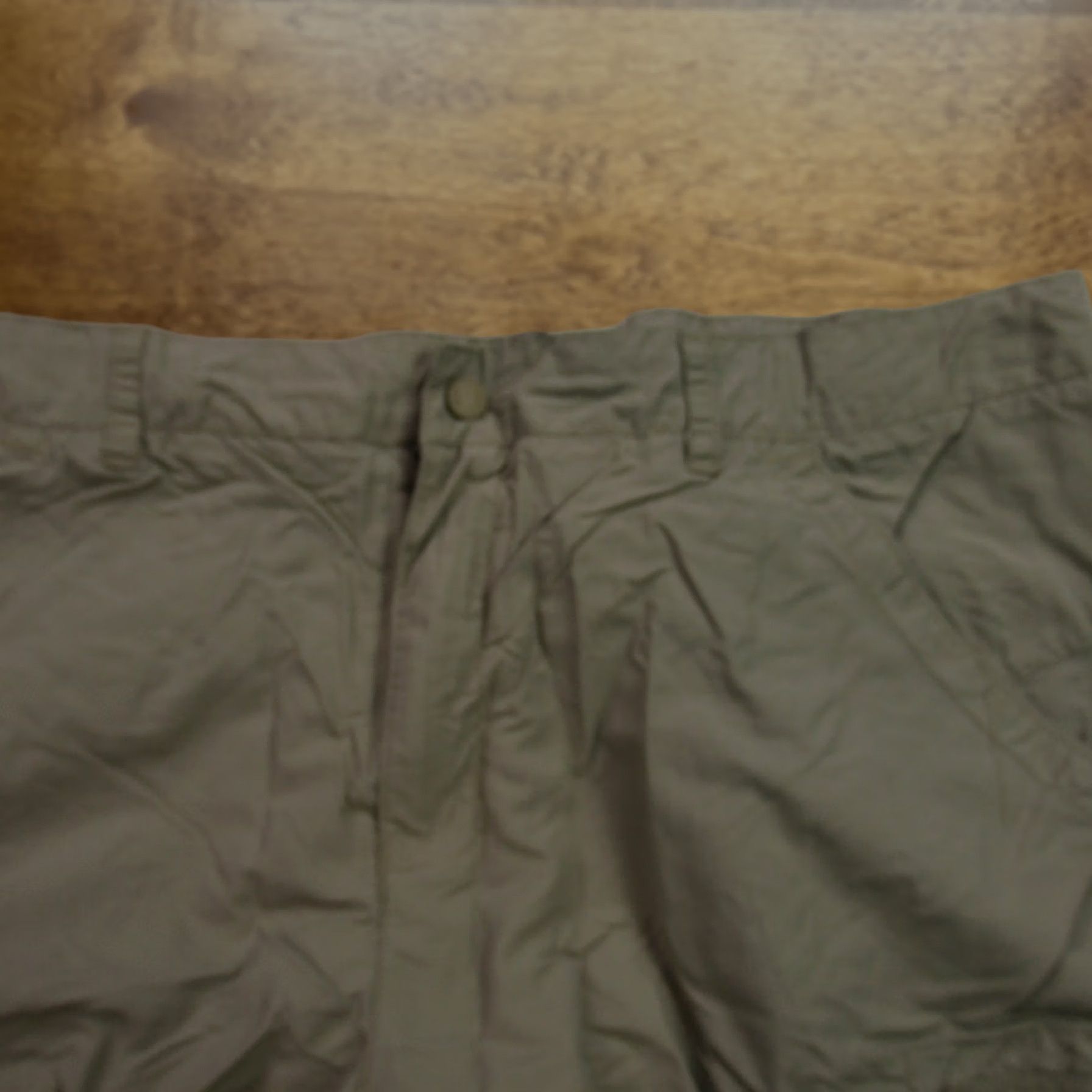 Vintage REI Womens Shorts Size 16 Lightweight Hiking Cargo Beige Pockets Outdoors Size 38" / US 16 / IT 52 - 1 Thumbnail