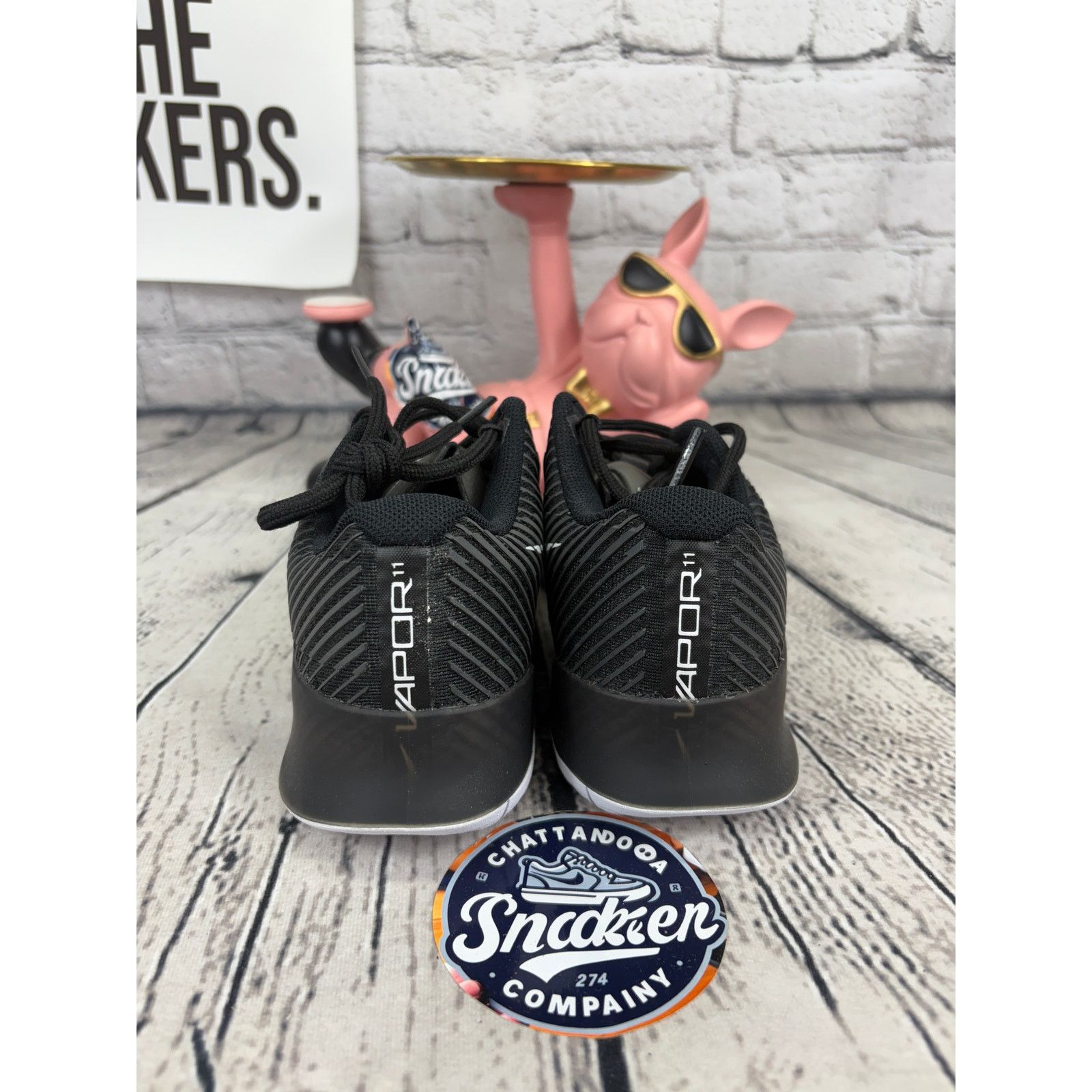 Nike Nike Air Vapor 11 Hard Court Tennis Shoes Women 12 Mens 10.5 Size US 10.5 / EU 43-44 - 4 Thumbnail