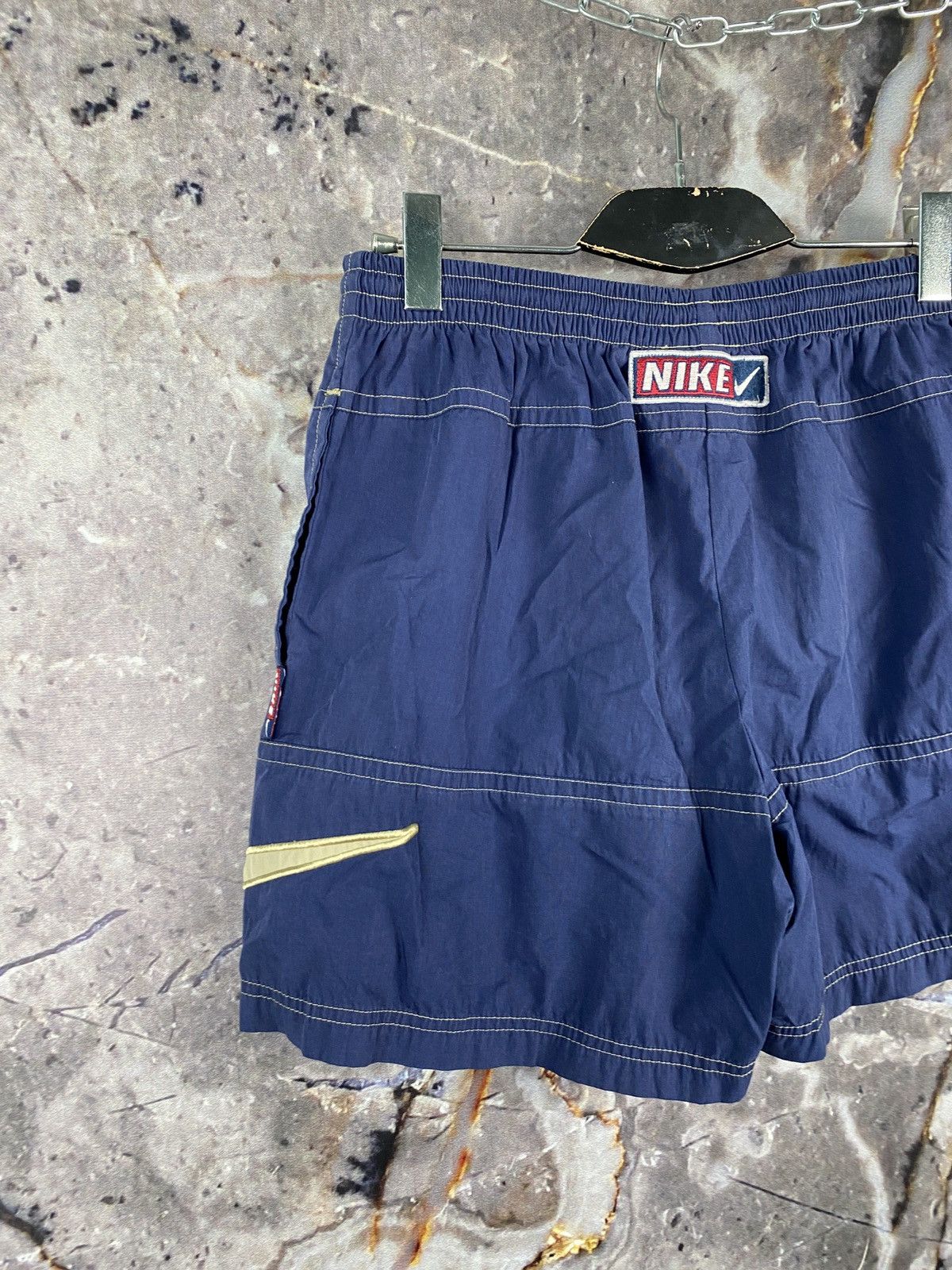 Nike × Vintage Men’s Nike Shorts Vintage Sportswear Size Medium Size US 34 / EU 50 - 7 Thumbnail