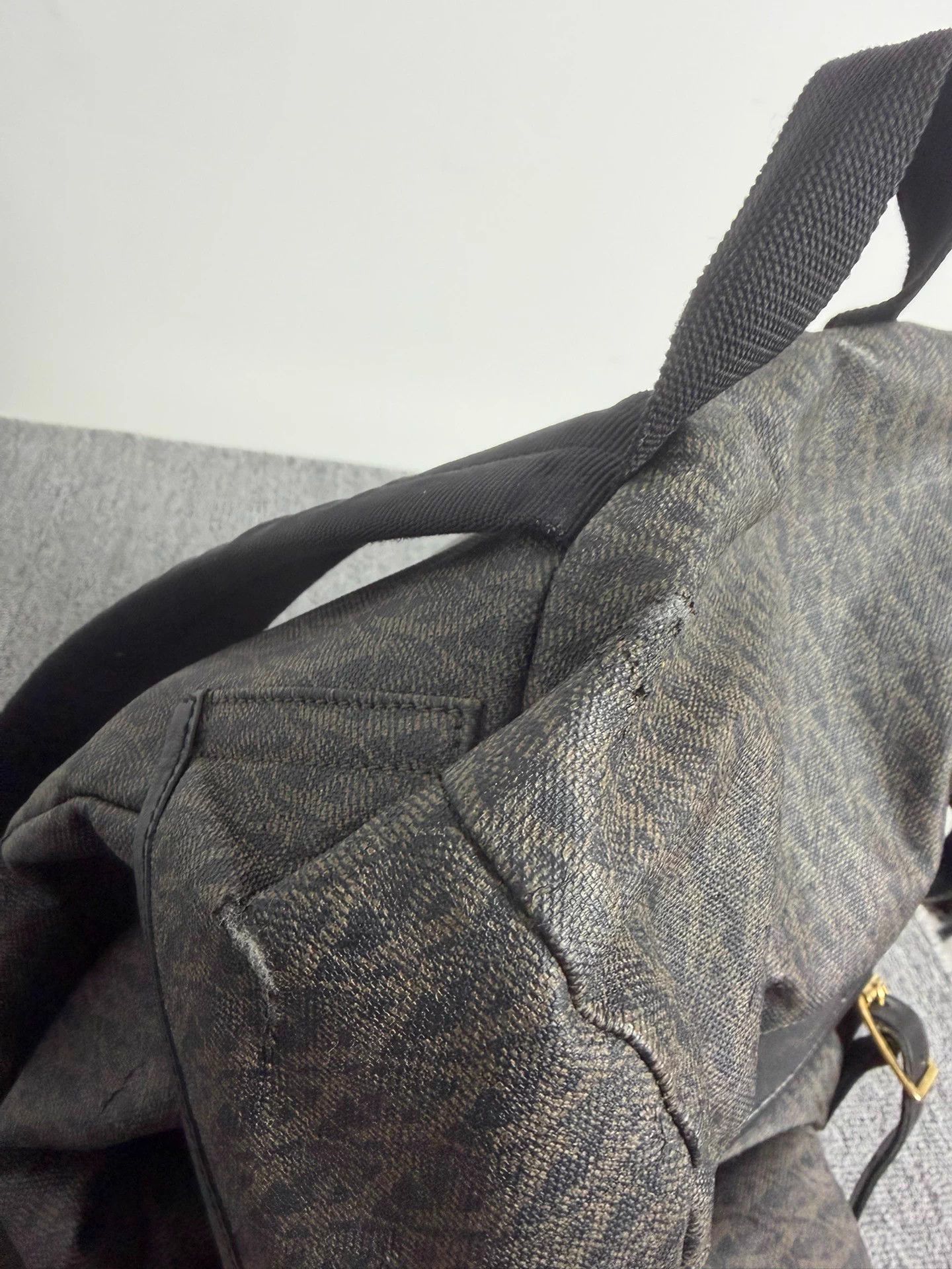 Saint Laurent Paris Saint Laurent all over logo drawstring backpack Size ONE SIZE - 5 Thumbnail