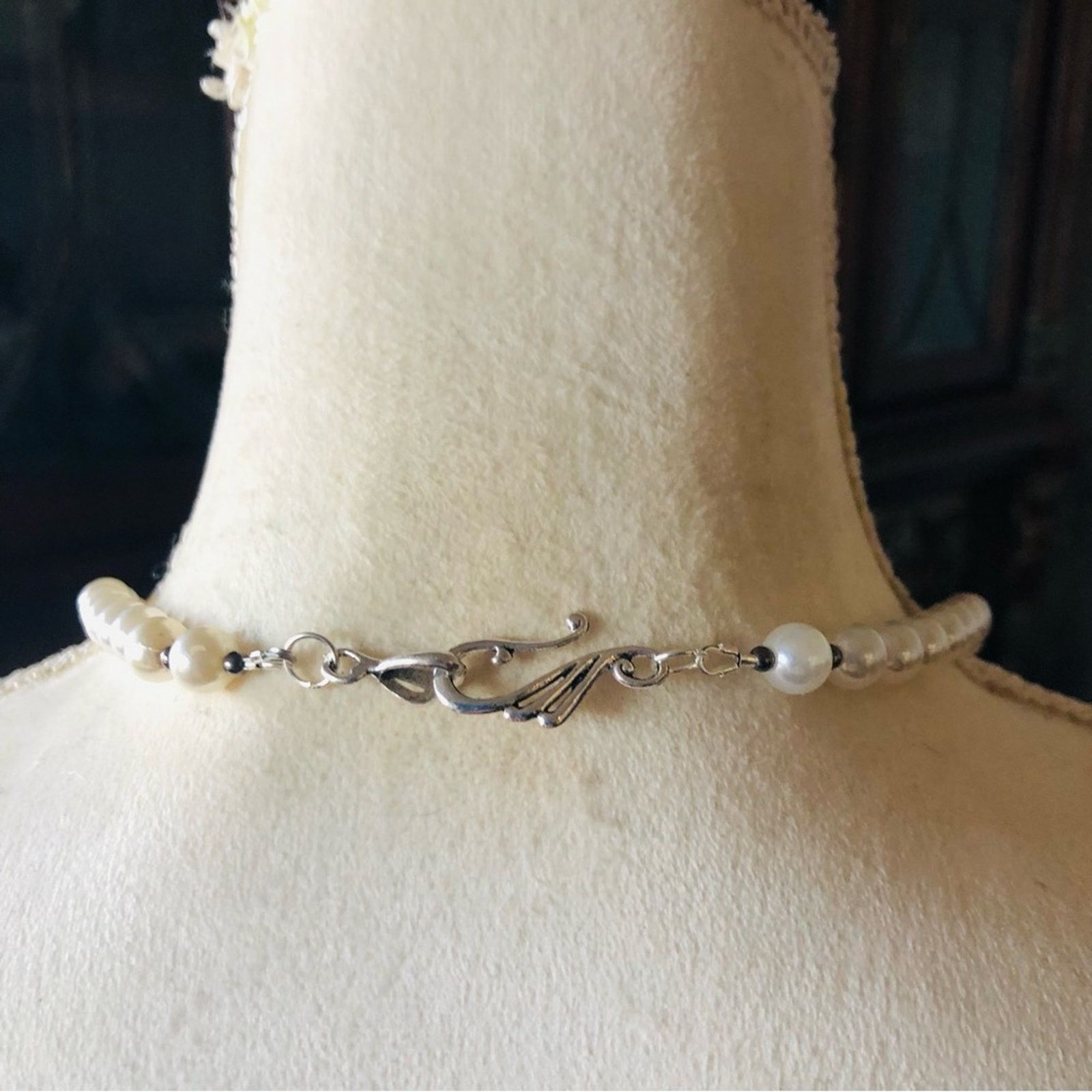 Handmade Handcrafted repurpose salvaged pearl bead necklace Size ONE SIZE - 7 Thumbnail
