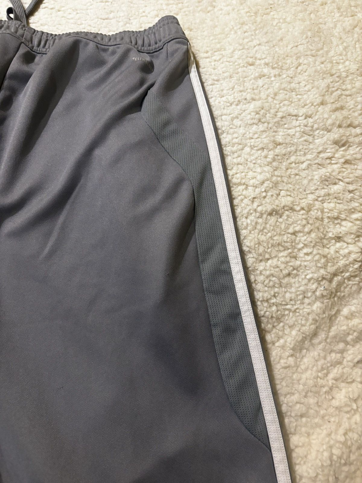 Adidas Adidas gray sweetpants1612 Size US 29 - 9 Thumbnail