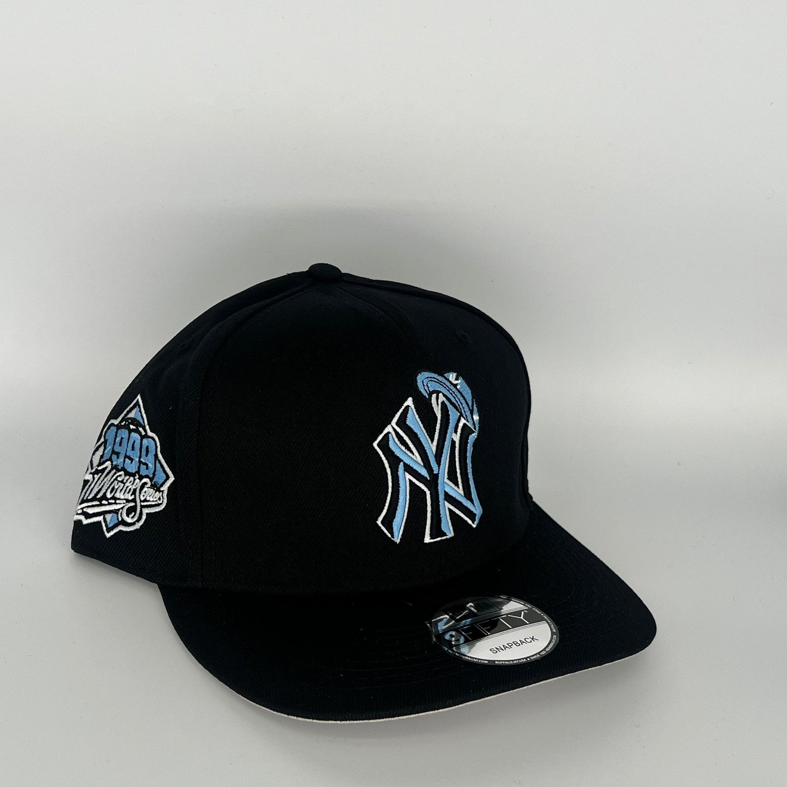 New Era Black New York Yankees 1999 World Series New Era MLB Size ONE SIZE - 1 Thumbnail