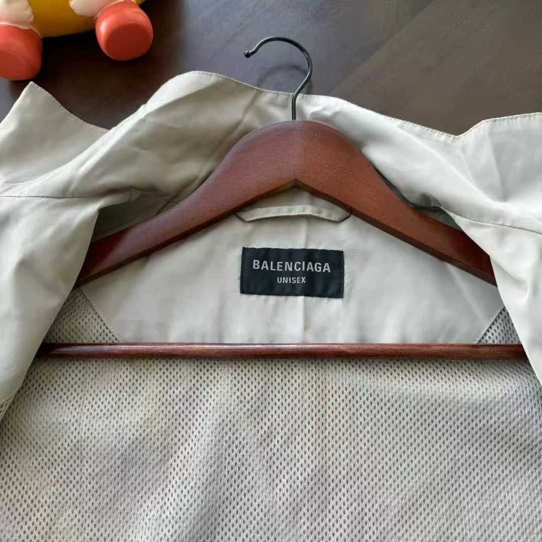 Balenciaga Balenciaga FW23 Off-White Jacket XS Size US XS / EU 42 / 0 - 6 Thumbnail