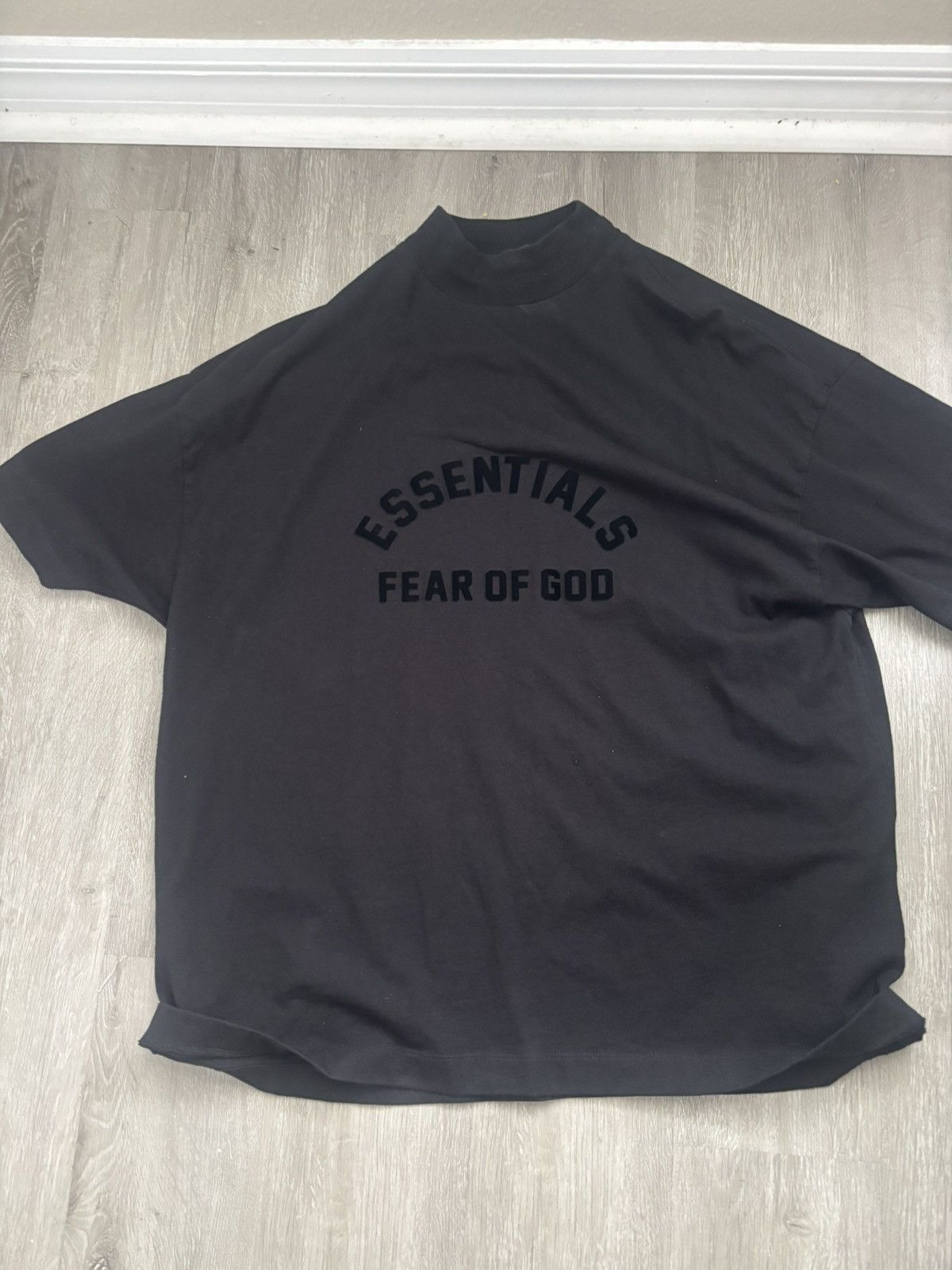 Essentials Size XS Black Essential Fear Of God Shirt Size US XS / EU 42 / 0 - 4 Thumbnail