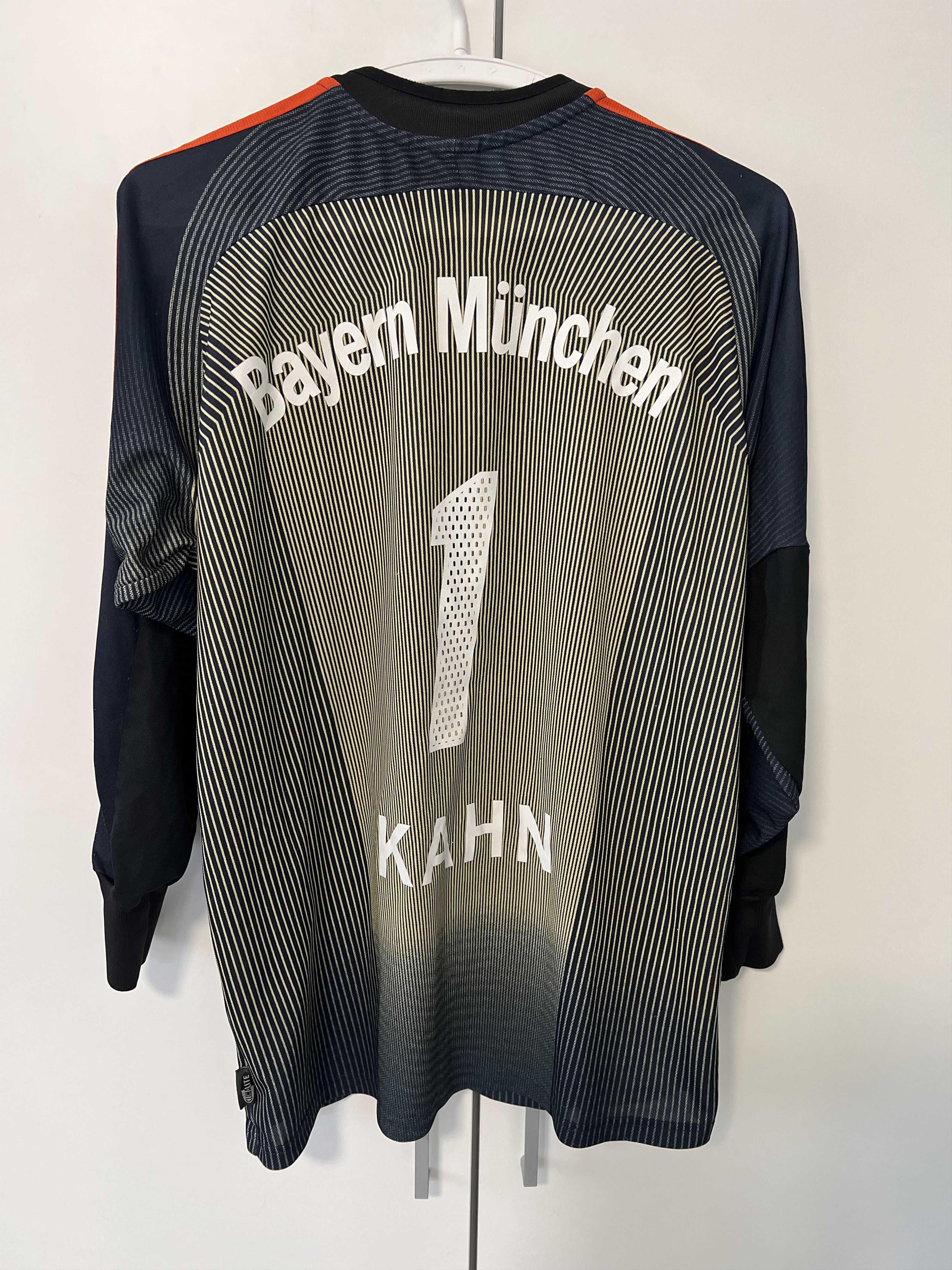 Adidas Bayern Munich 2003-04 GK #1 Kahn football jersey shirt Size US S / EU 44-46 / 1 - 13 Thumbnail