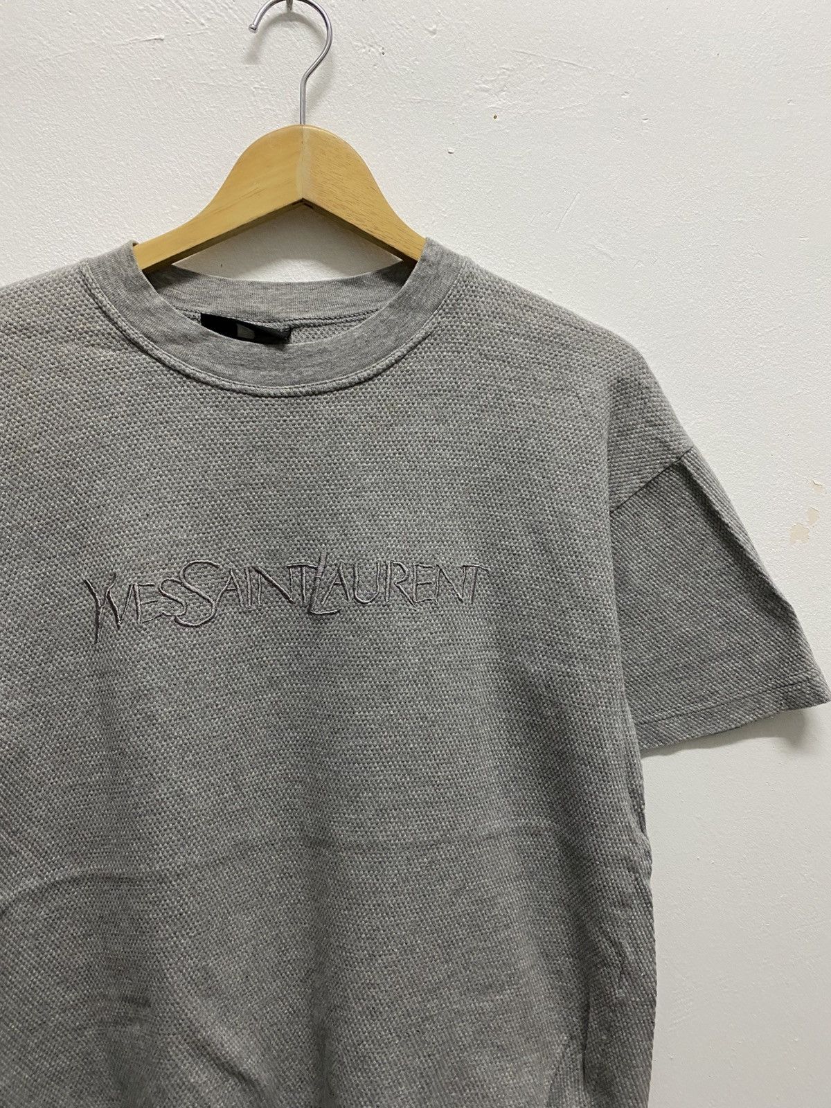 Yves Saint Laurent Yves Saint Laurent Tshirt Size US S / EU 44-46 / 1 - 1 Thumbnail