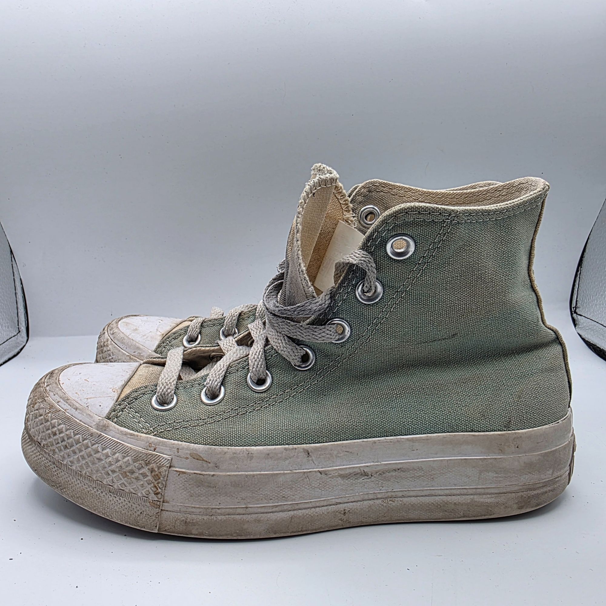 Converse Converse Womens Size 6.5 Green Platform Shoes High Top Casua Size US 6.5 / IT 36.5 - 13 Thumbnail