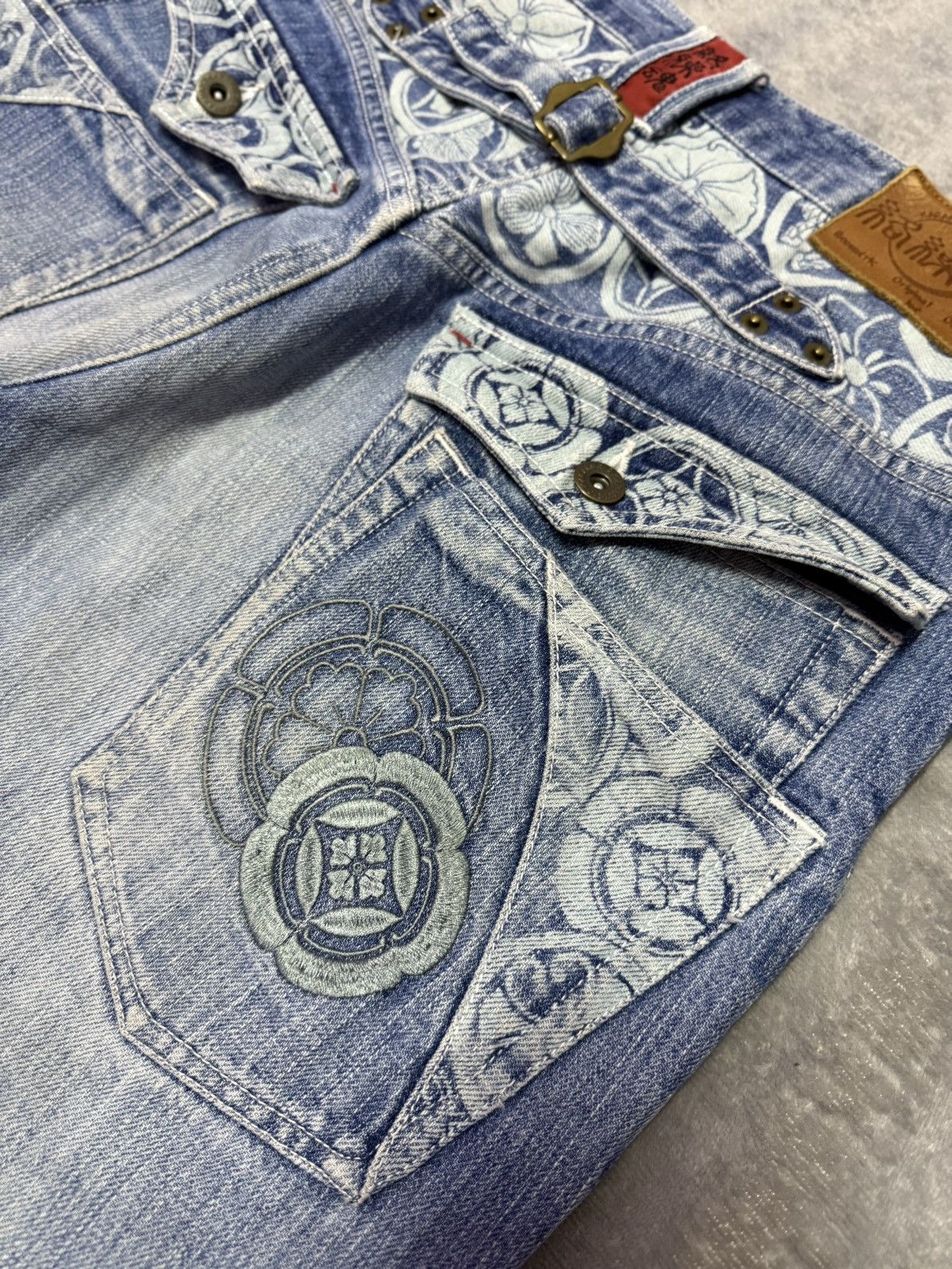 Japanese Brand × Red Monkey Karakuri Tamashi Artisanal constructed Pocket Baggy Jeans Size US 30 / EU 46 - 12 Thumbnail