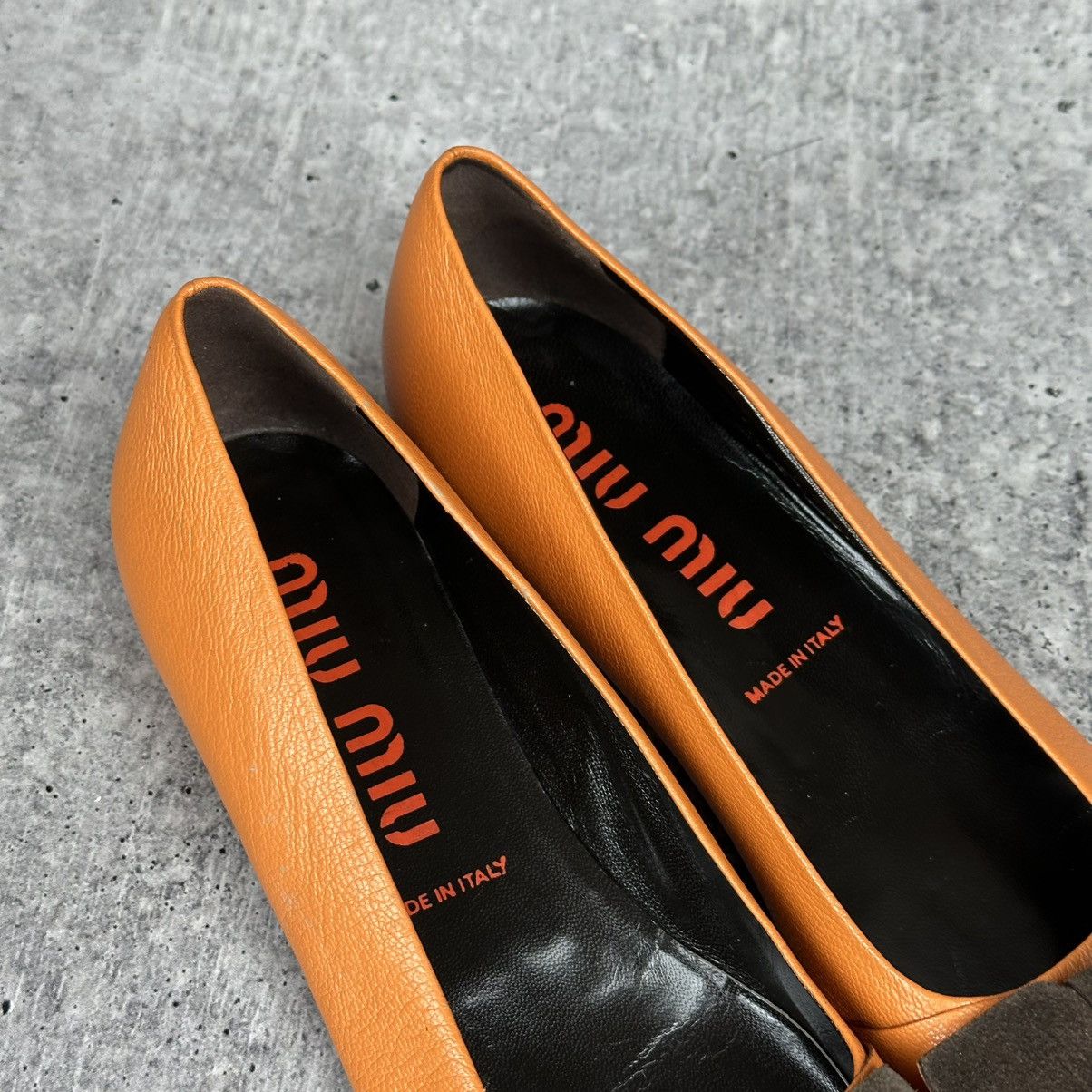 Miu Miu Vintage Miu Miu Bow Pointed Toe Leather Shoe Orange Sz 37 Size US 7 / IT 37 - 3 Thumbnail
