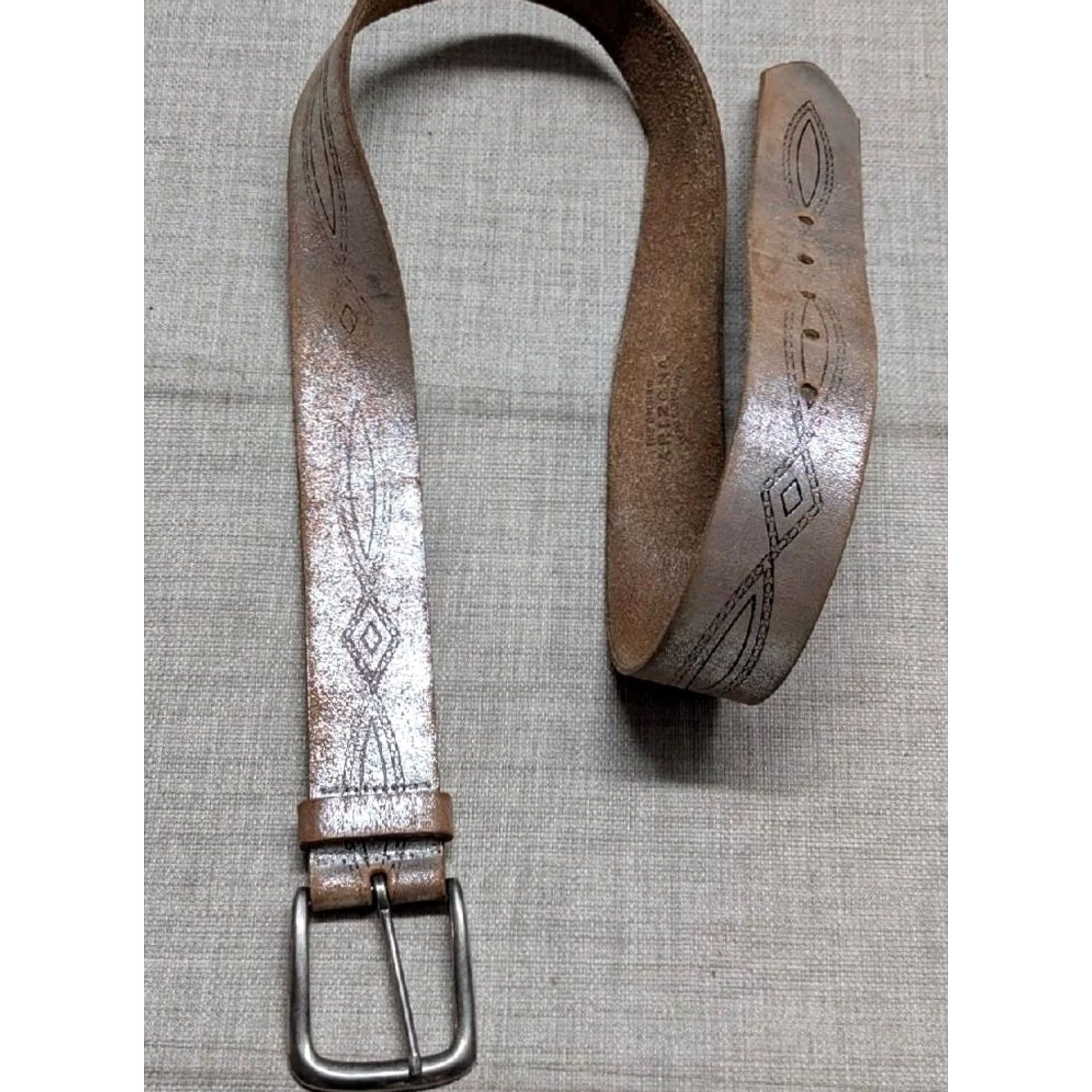 Vintage VINTAGE Arizona Western Belt Belt 32 Brown Southwestern Cowhide Leather Unisex Adults Y2K Cowboy 1990s Geometric Full Grain Leather Belt Size 32 - 2 Thumbnail