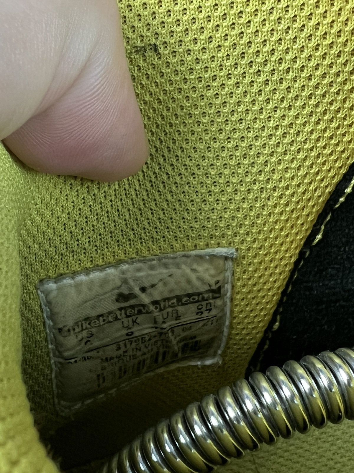 Nike Nike Dunk High Varsity Yellow White Black Wu-Tang Goldenrod Size US 9 / EU 42 - 10 Thumbnail