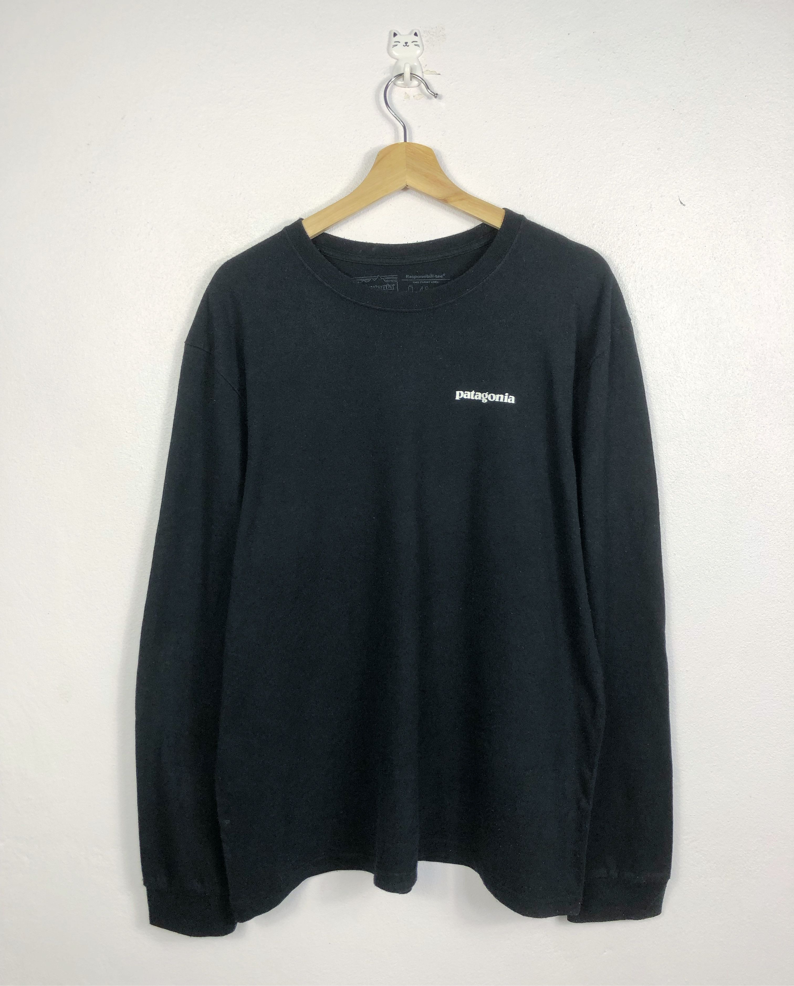 Patagonia Rare Patagonia Big Logo LS Tee Size US M / EU 48-50 / 2 - 2 Thumbnail