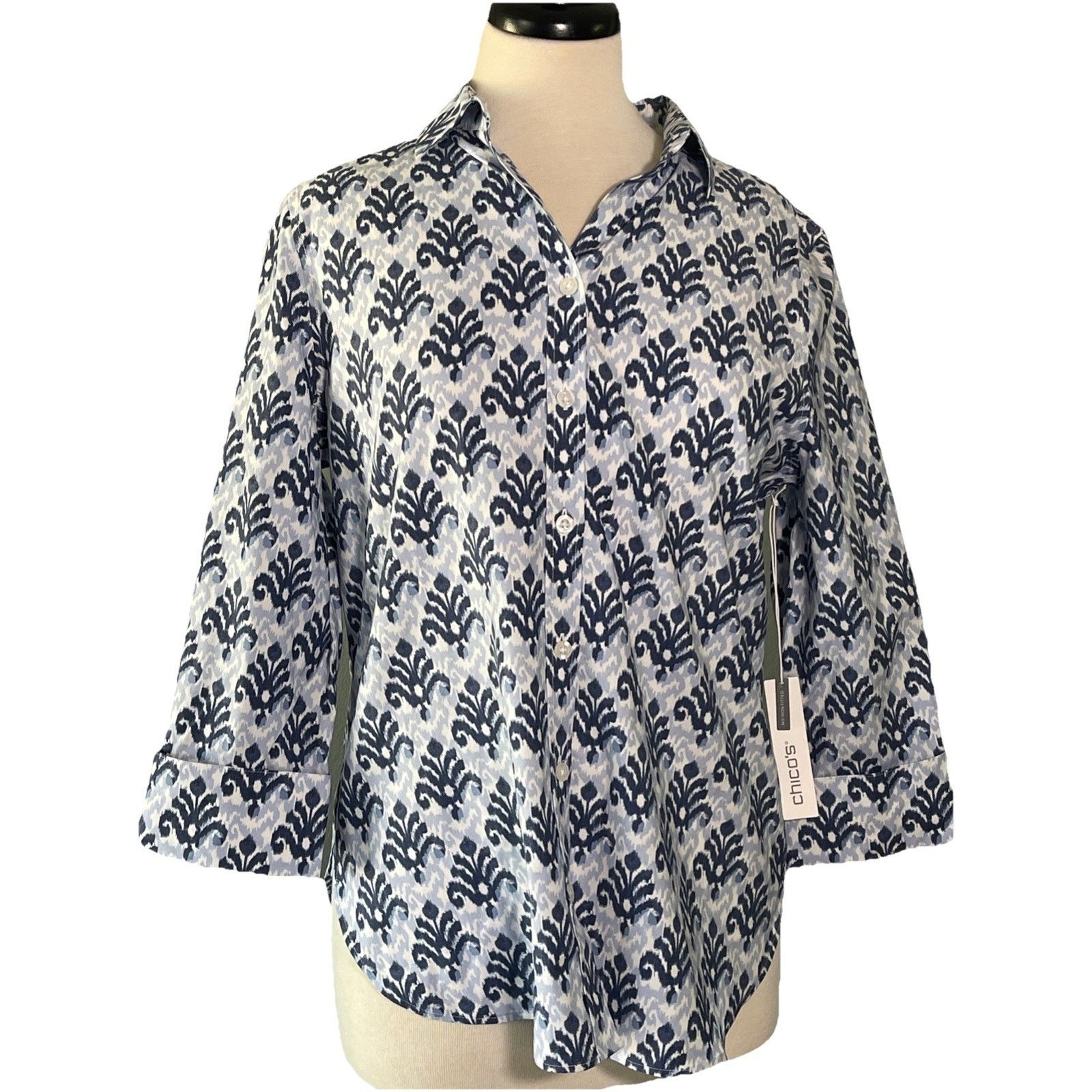 Chicos Chico's 0.5 / 6 No Iron Ikat Shirt NWT Size M / US 6-8 / IT 42-44 - 1 Thumbnail