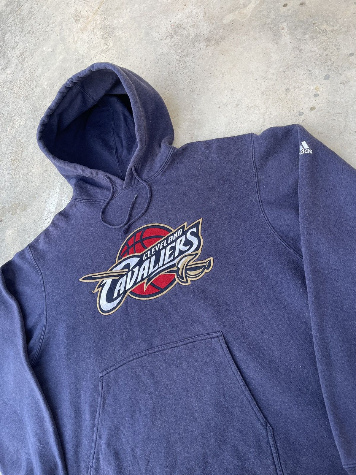 Adidas × Vintage Adidas Cleveland Cavaliers Basketball Pull Over Hoodie Size US L / EU 52-54 / 3 - 5 Thumbnail