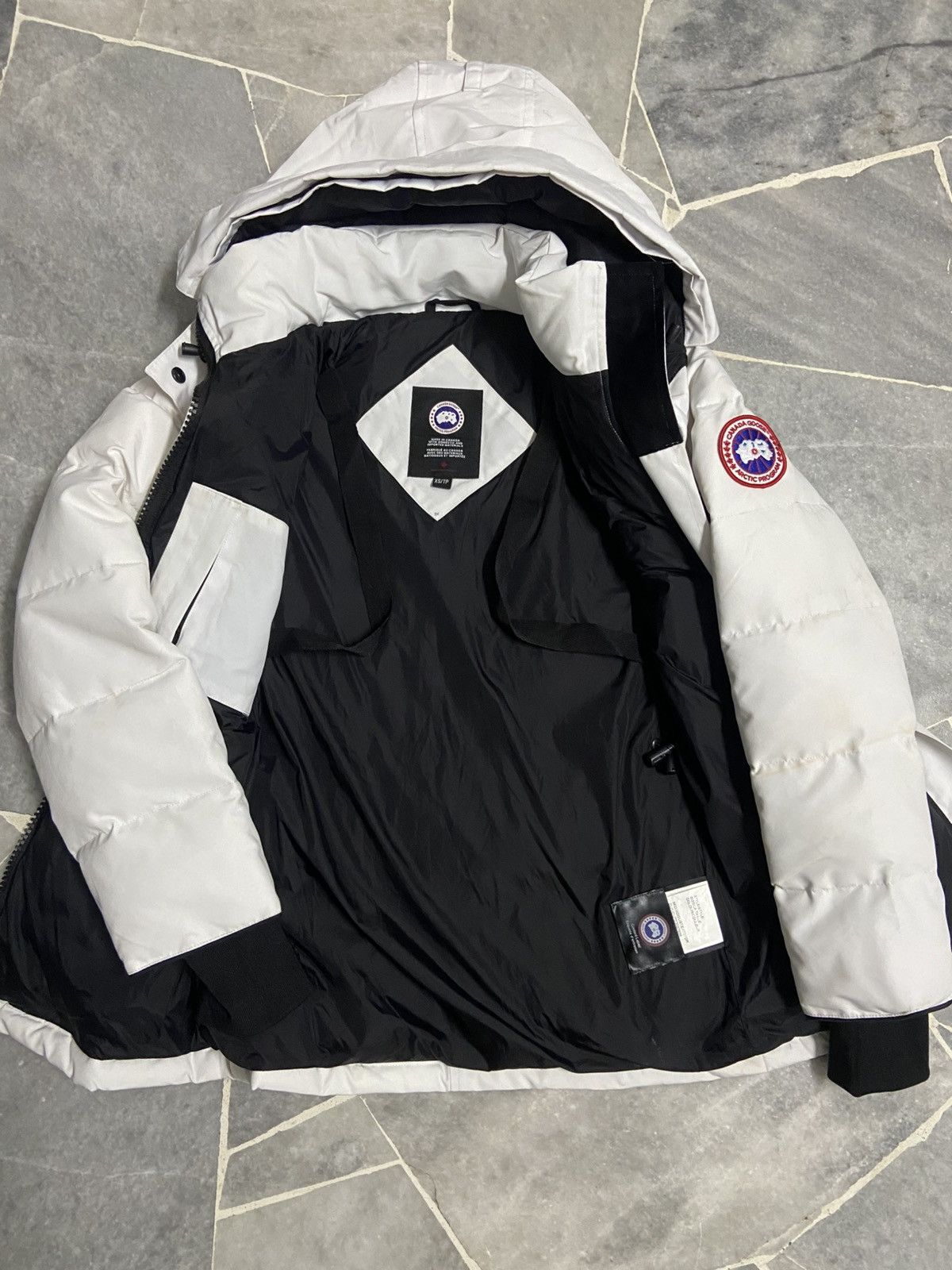 Canada Goose Canada Goose White Macmillan Jacket Size US XS / EU 42 / 0 - 4 Thumbnail