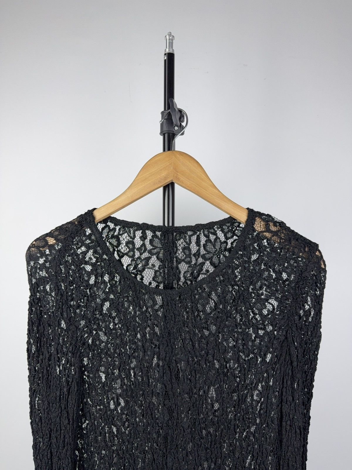 Japanese Brand Gothic Black Lace Blouse with Floral Cutwork & Puff Sleeves Size S / US 4 / IT 40 - 2 Thumbnail