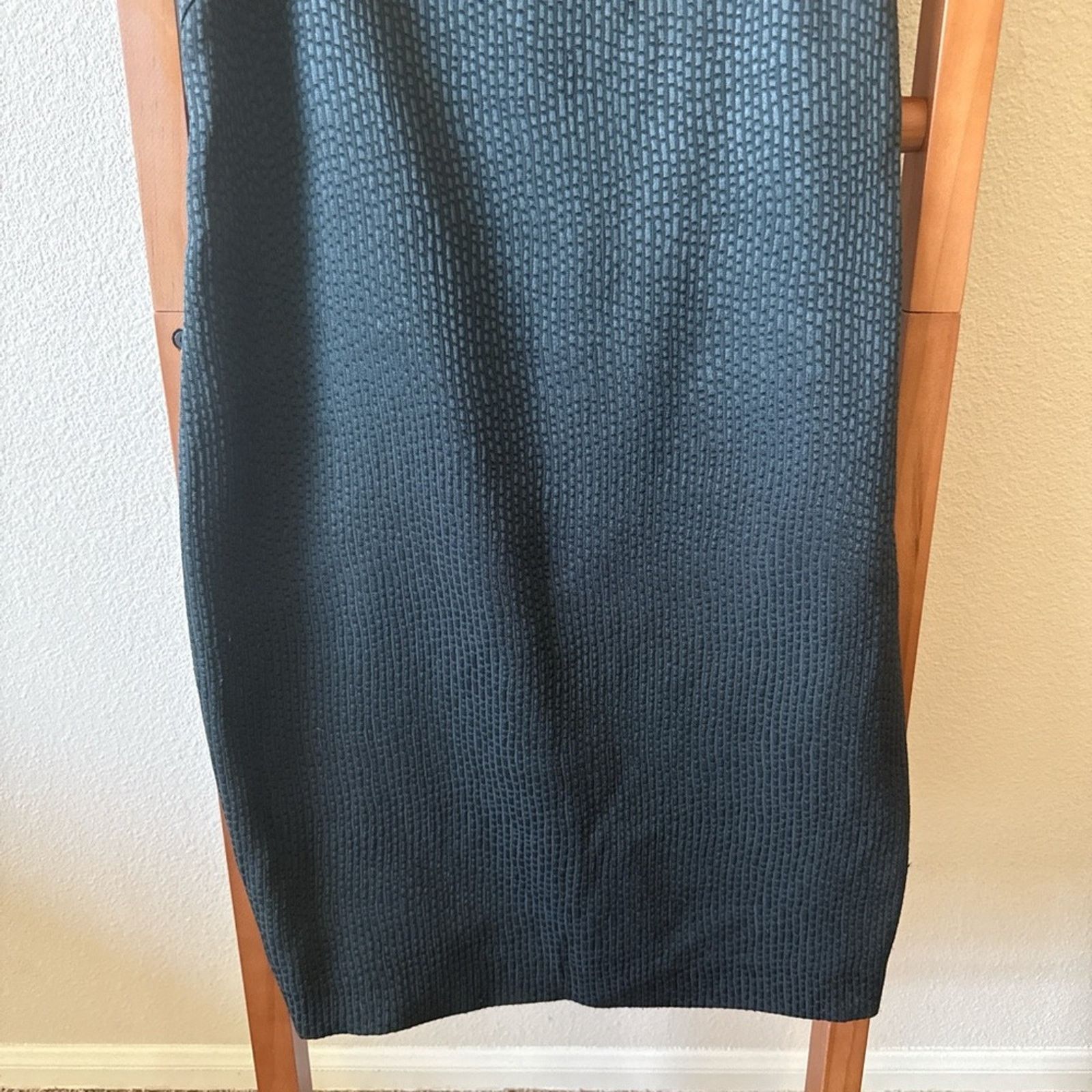 Marella Marella italy Elegant Sleeveless straight textured Dress Size M / US 6-8 / IT 42-44 - 3 Thumbnail