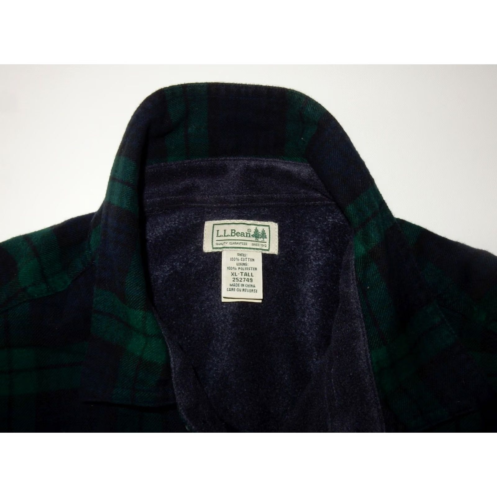 Vintage VINTAGE L.L. Bean Shirt Plaid Fleece Lined Flannel Button-Up Long Sleeve XLT Green Mens Size US XL / EU 56 / 4 - 3 Thumbnail