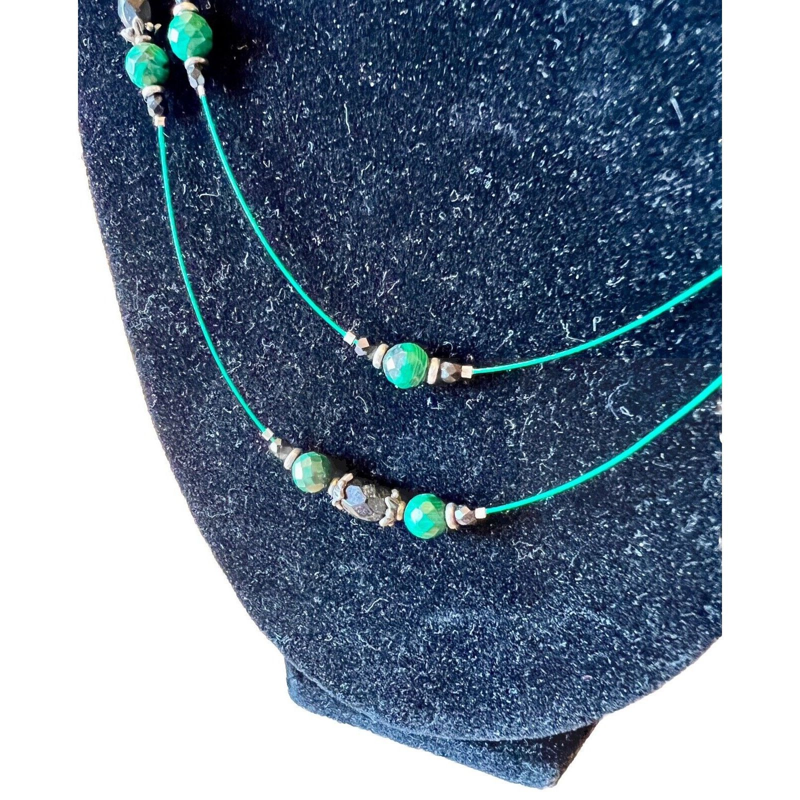 Other Women’s Silver Tone Malachite Glass Beaded 2xStrand Necklace Size ONE SIZE - 2 Thumbnail