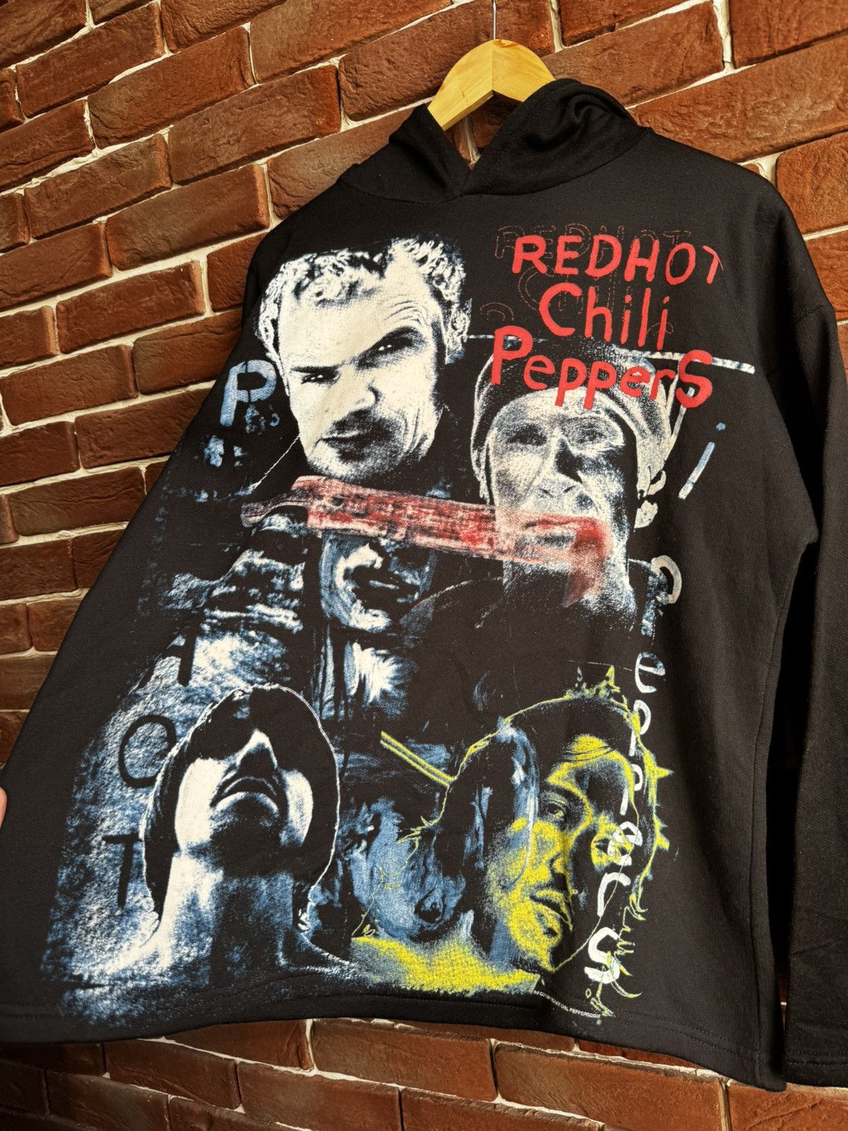 Band Tees Rare Vintage 00s Red Hot Chili Peppers By th way Rock Hoodie Size US L / EU 52-54 / 3 - 6 Thumbnail