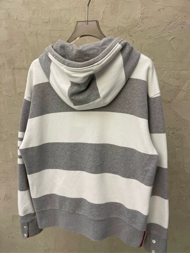 Thom Browne Thom browne Gray and white striped zipper hooded jacket 250 Size US S / EU 44-46 / 1 - 5 Thumbnail