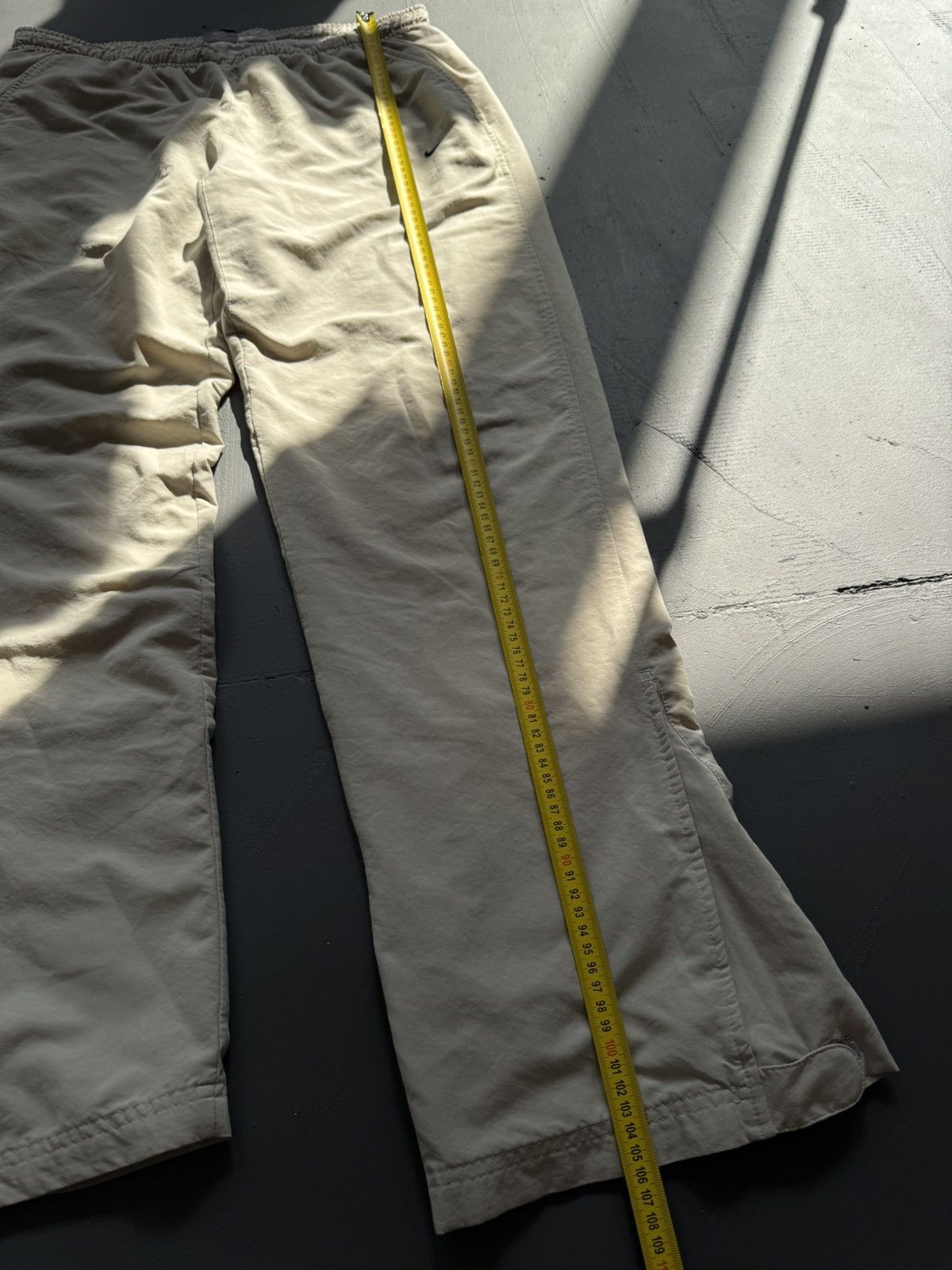 Vintage NIKE VINTAGE BASIC LOGO OVERSIZE BAGGY PANTS Size US 34 / EU 50 - 7 Thumbnail