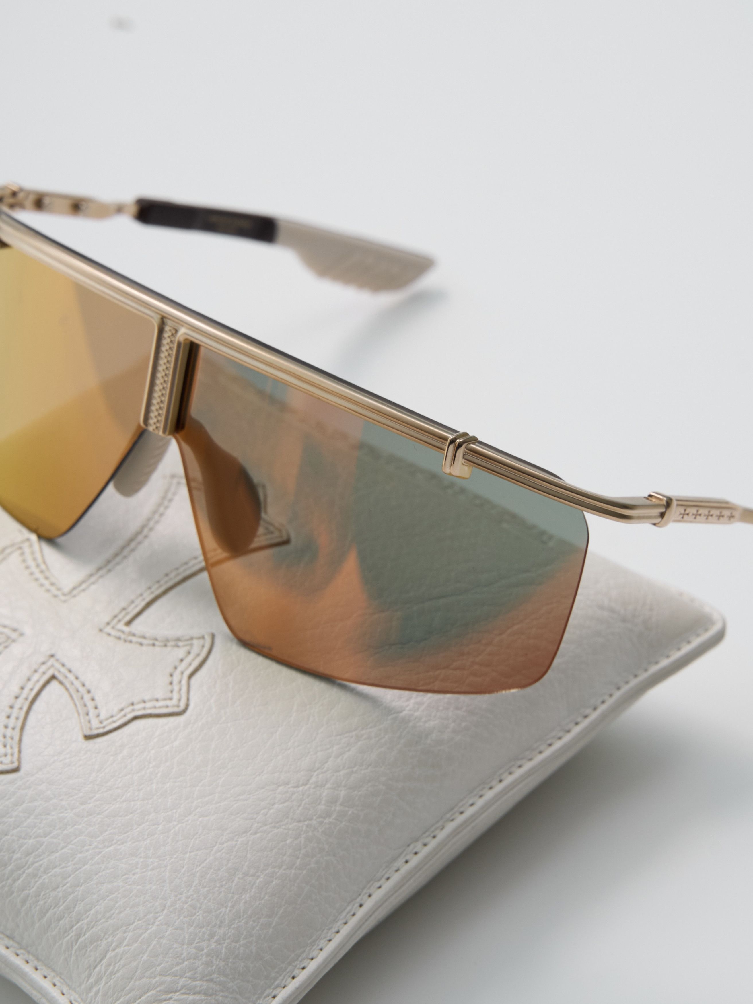 Chrome Hearts CHROME HEARTS CLITANIC - Matte Gold Plated / Classic Brown Size ONE SIZE - 4 Thumbnail