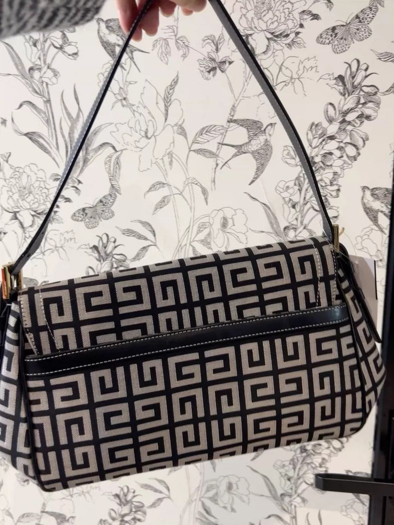 Givenchy Givenchy Crossbody Bag Size ONE SIZE - 4 Thumbnail