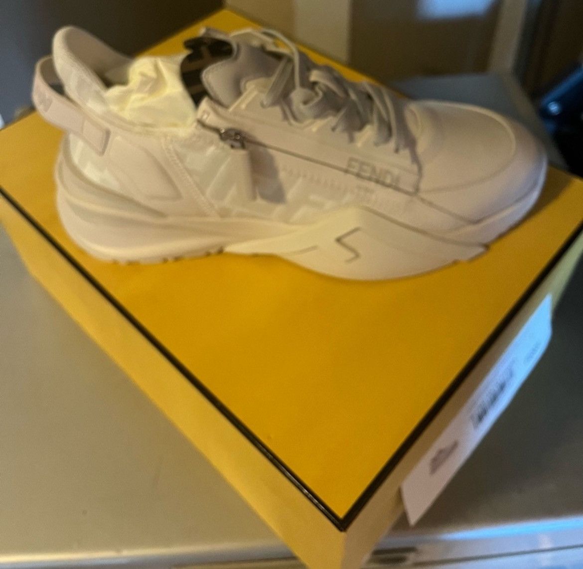 Fendi FENDI FLOW SNEAKER VITEL +TESS COTONE Size US 10 / EU 43 - 1 Thumbnail