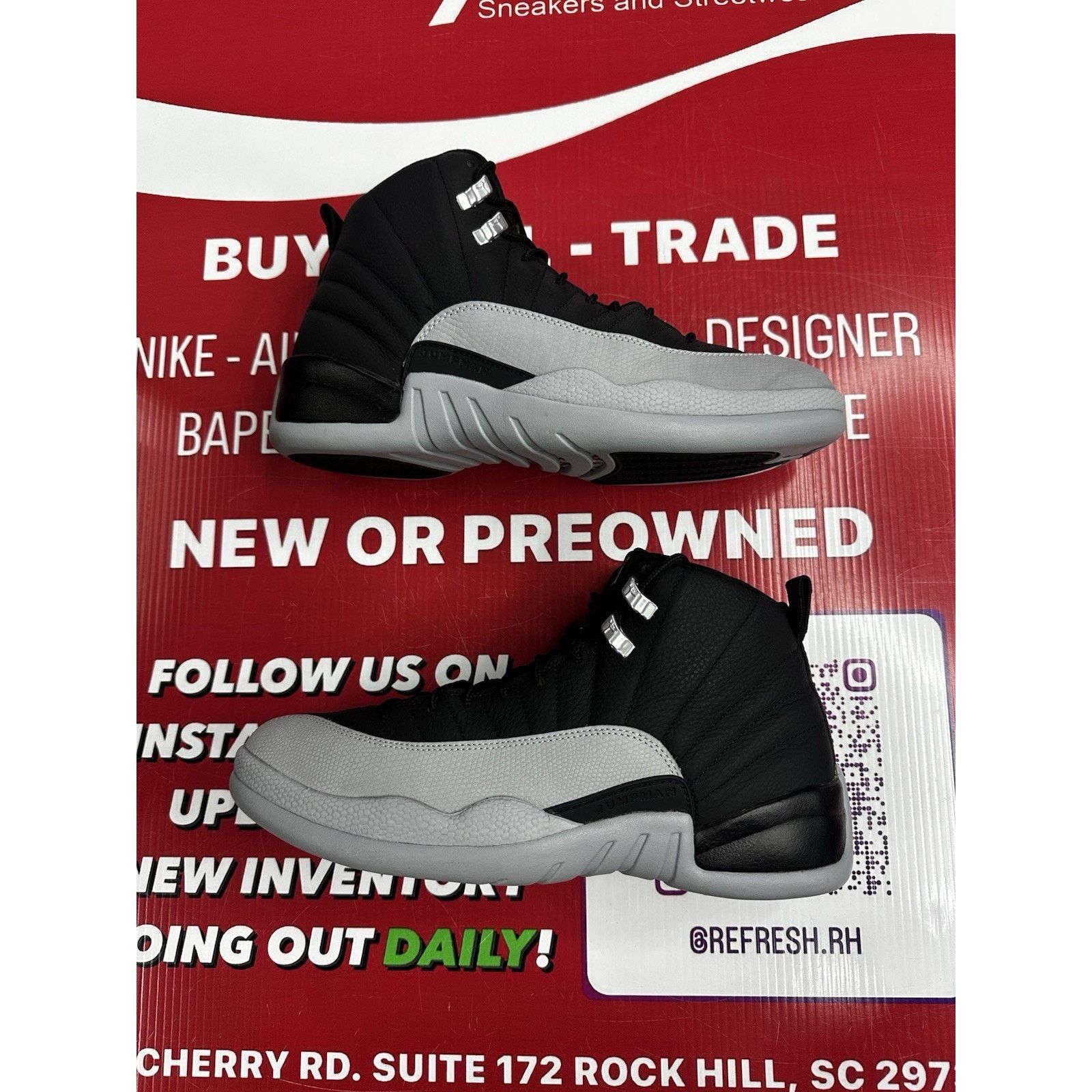 Jordan Brand Air Jordan 12 Retro Barons Size 10 CT8013-010 Size US 10 / EU 43 - 2 Thumbnail