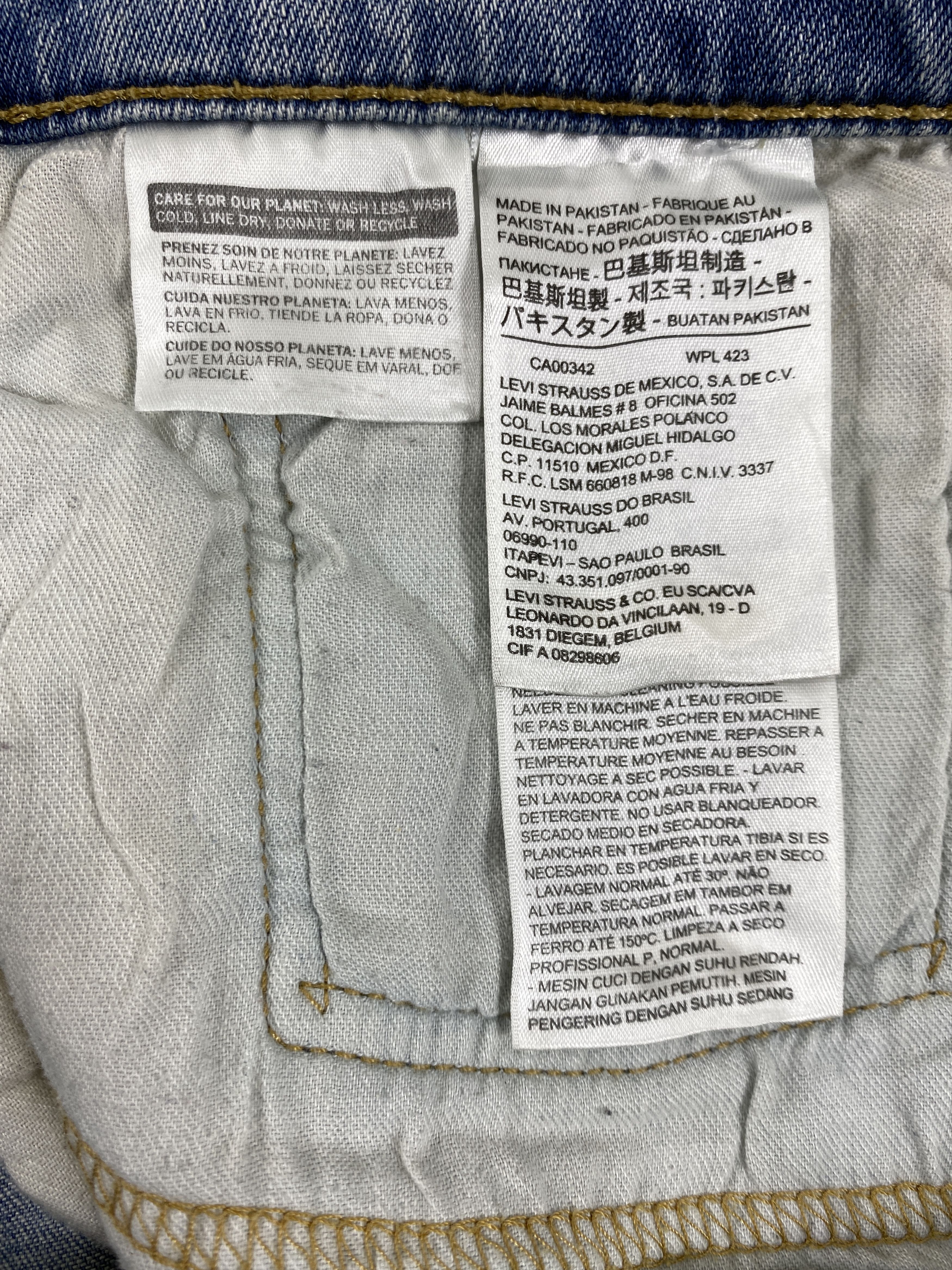 Levi's Light Blue Wash Levi's 511 Jeans 34x33.5 Denim -SJ121 Size US 34 / EU 50 - 9 Thumbnail