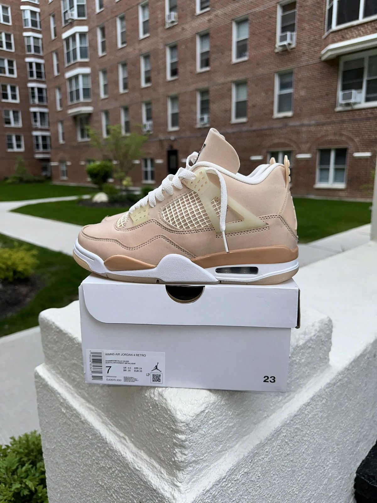 Jordan Brand air jordan 4 shimmer Size US 7 / IT 37 - 3 Thumbnail