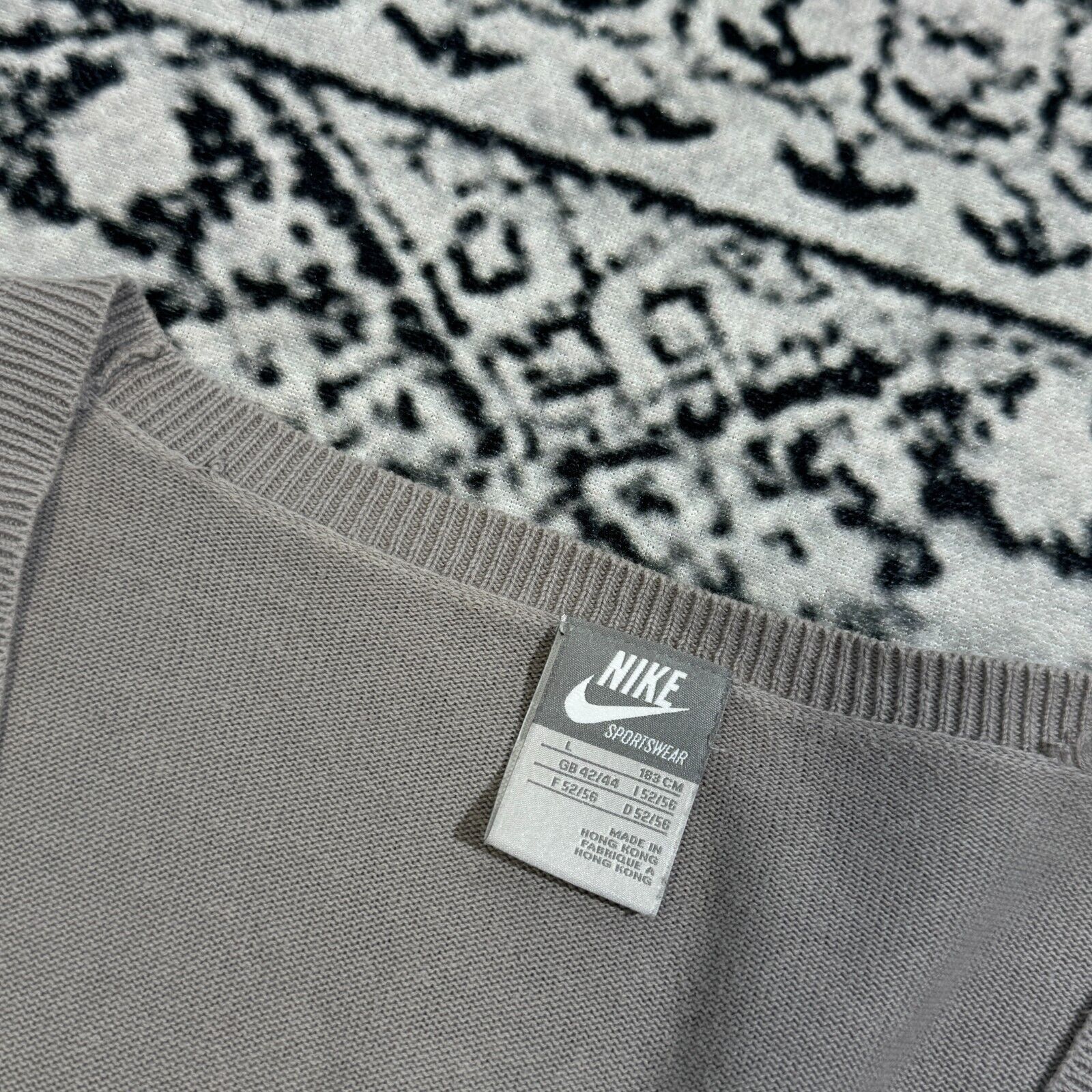 Nike × Vintage Vintage Nike Unisex Gray Cotton Sweater Cardigan Size L Size US L / EU 52-54 / 3 - 4 Thumbnail