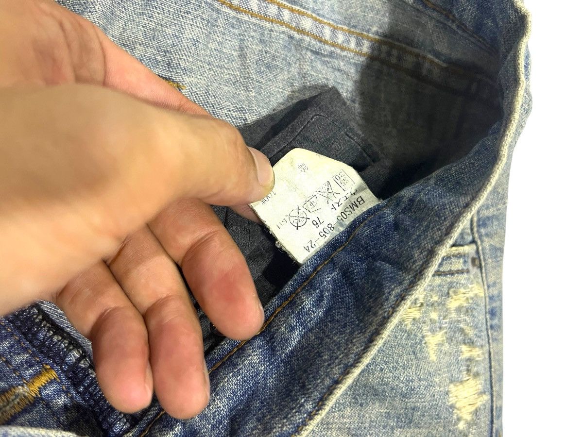 If Six Was Nine × Japanese Brand × Le Grande Bleu (L.G.B.) VINTAGE BURBERRY RUSTY BLUE WASH DISTRESSED DENIM Size US 32 / EU 48 - 8 Thumbnail