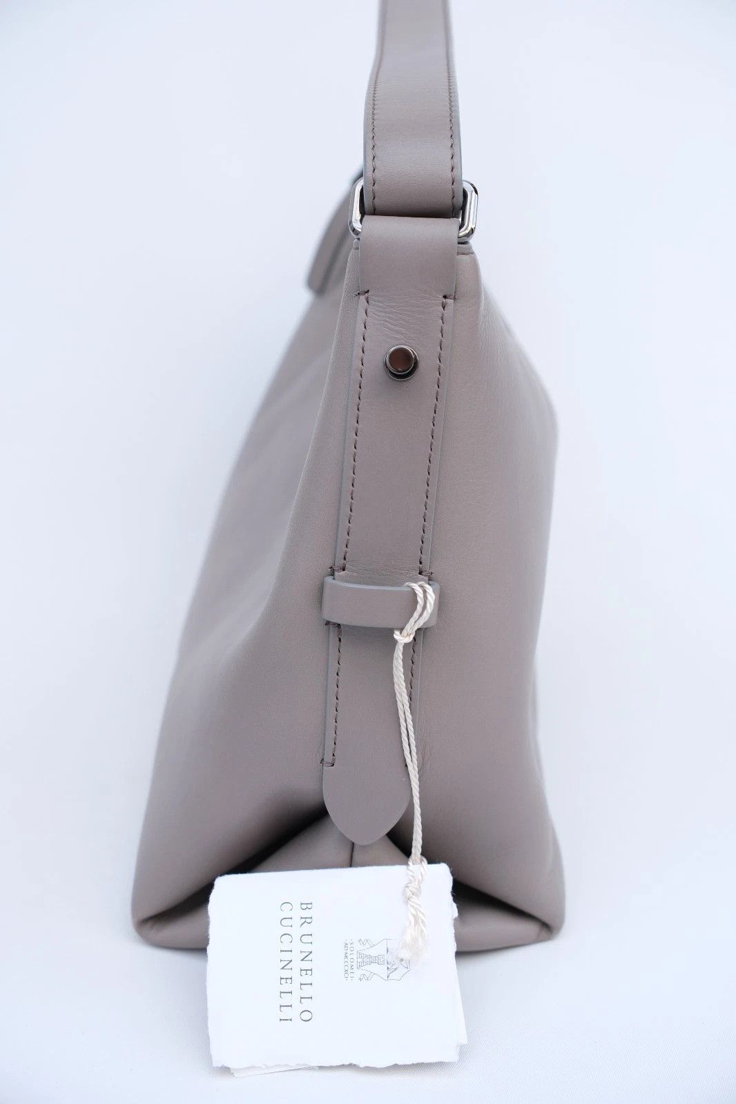 Brunello Cucinelli New Brunello Cucinelli Beige Leather Hobo Shoulder Bag Size ONE SIZE - 2 Thumbnail
