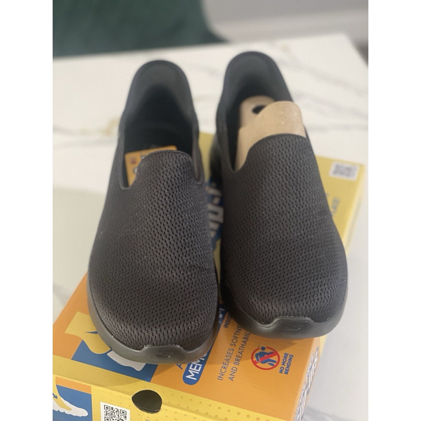 SKECHERS Skechers Go Walk Flex Relish Sneaker Women, Size 13 WIDE FIT Size US 12 / IT 42 - 2 Thumbnail