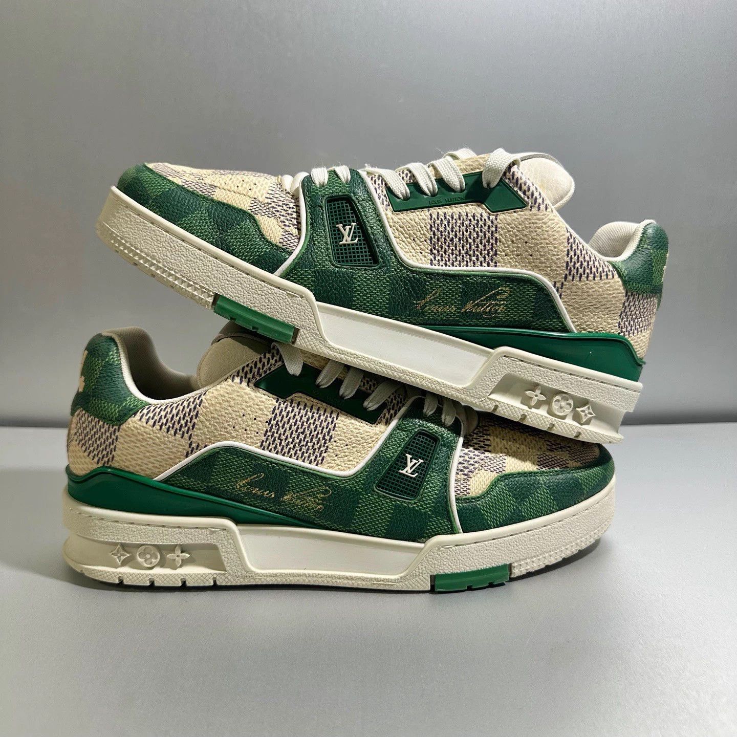 Louis Vuitton Louis Vuitton Trainer White Green Checkerboard 6/40 EU Used Size US 7 / EU 40 - 3 Thumbnail