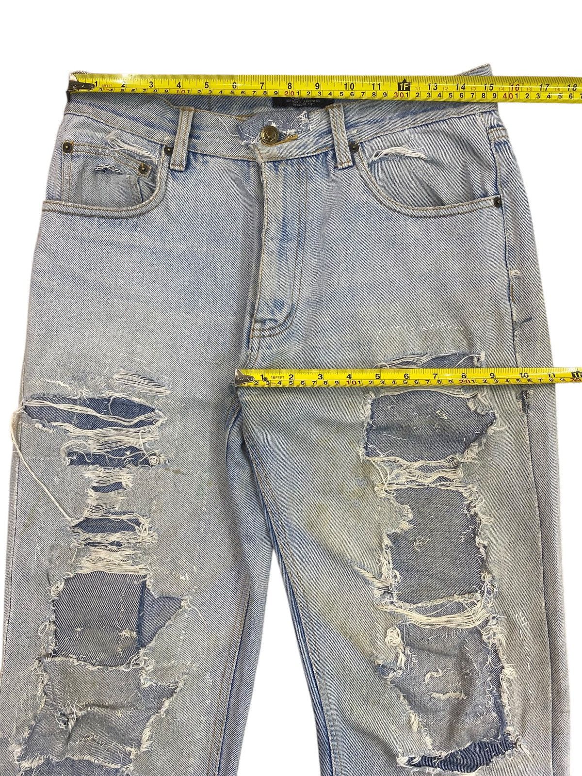 Japanese Brand Japanese Brand Light Wash Style Distressed Patch Work Jeans Size US 30 / EU 46 - 5 Thumbnail