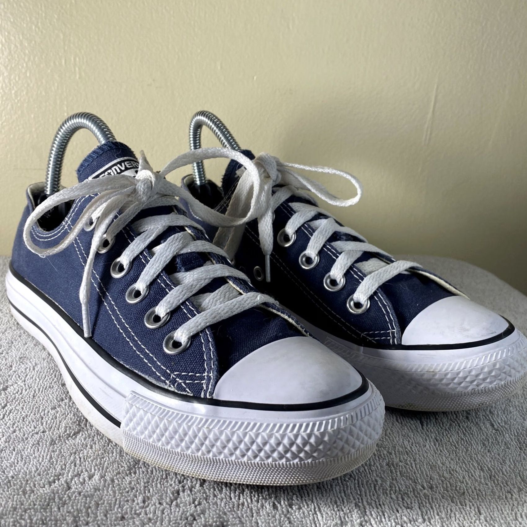 Converse Converse Allstar Low Blue Wm 7 Mens 5 Shoes Sneaker Unisex Adults White 7 Athletic Low Top Smart Casual Size US 7 / EU 40 - 2 Thumbnail