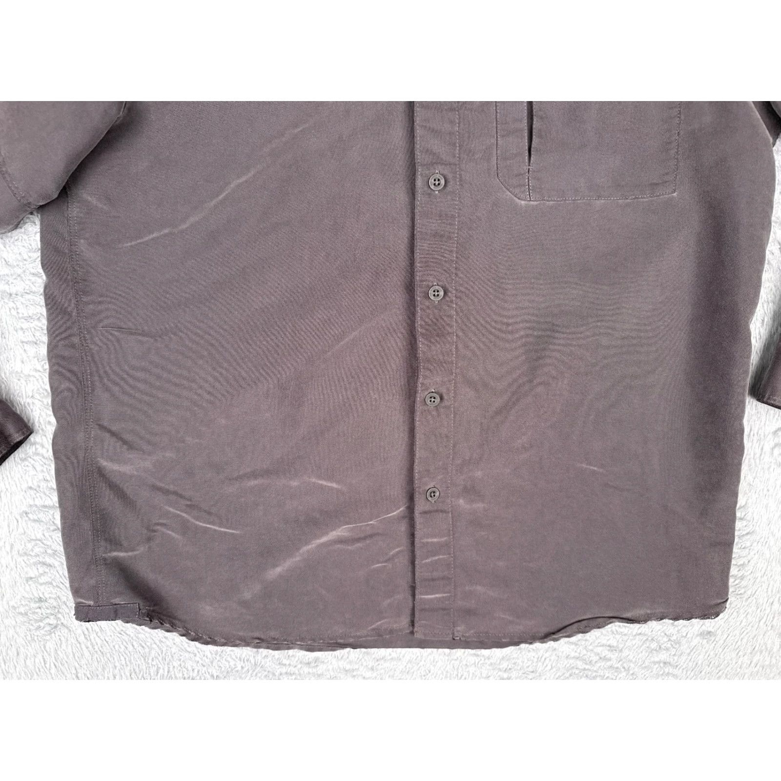 The North Face The North Face Shirt Men Adult Large Gray Long Sleeve Button-Up Pocket Nylon Modal Blend Button-Up Casual, Travel, Vacation, Resort Size US L / EU 52-54 / 3 - 5 Thumbnail