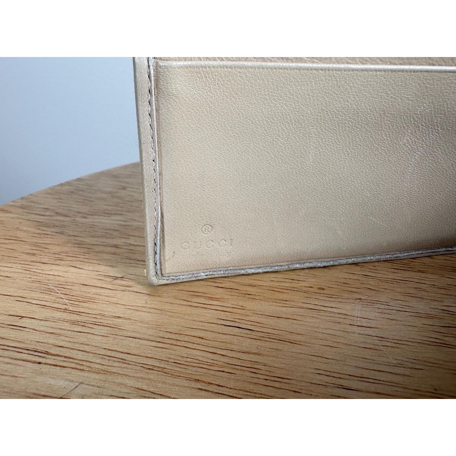 Gucci Authentic Gucci Compact Neon Beige Wallet GG Size ONE SIZE - 7 Thumbnail