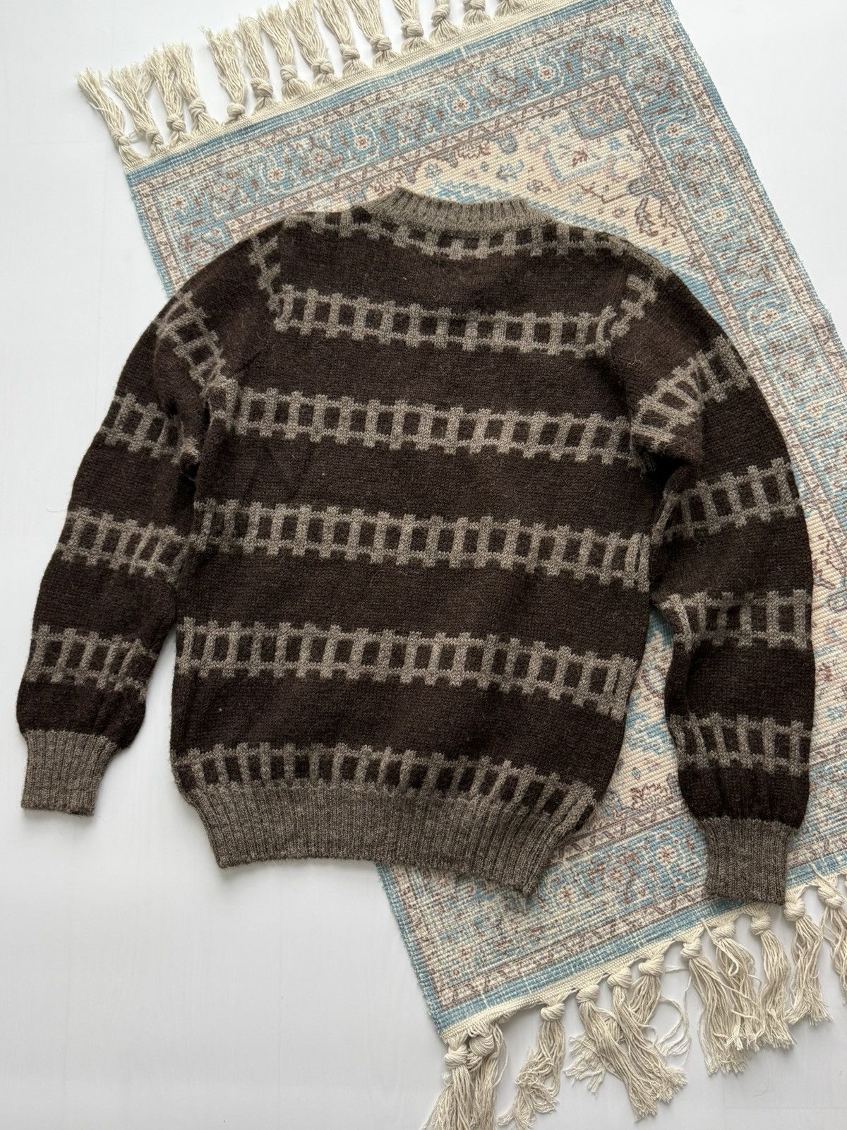 Tender Co. Rare Tender Co. Locomotive Pure Wool Scotland Sweater Sz M Size US M / EU 48-50 / 2 - 9 Thumbnail