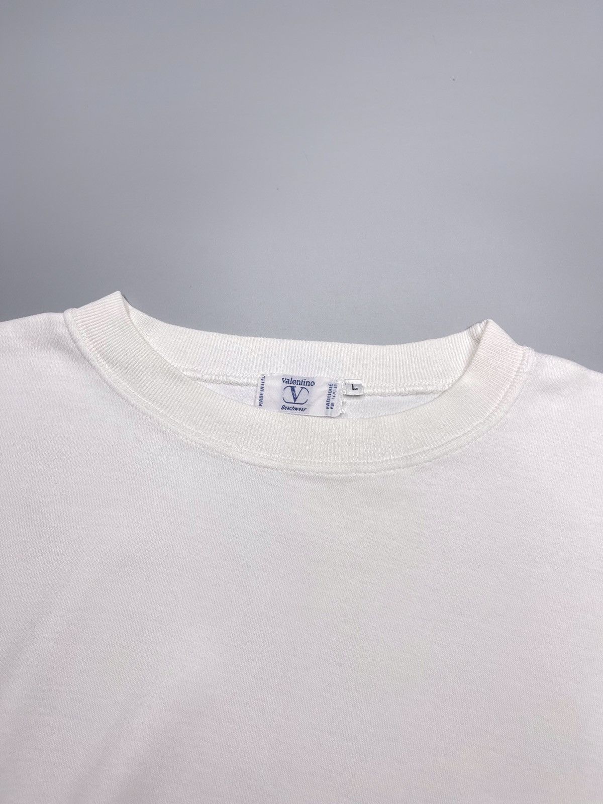 Valentino × Vintage Vintage 90’s Valentino Tee Big Logo Size US L / EU 52-54 / 3 - 4 Thumbnail