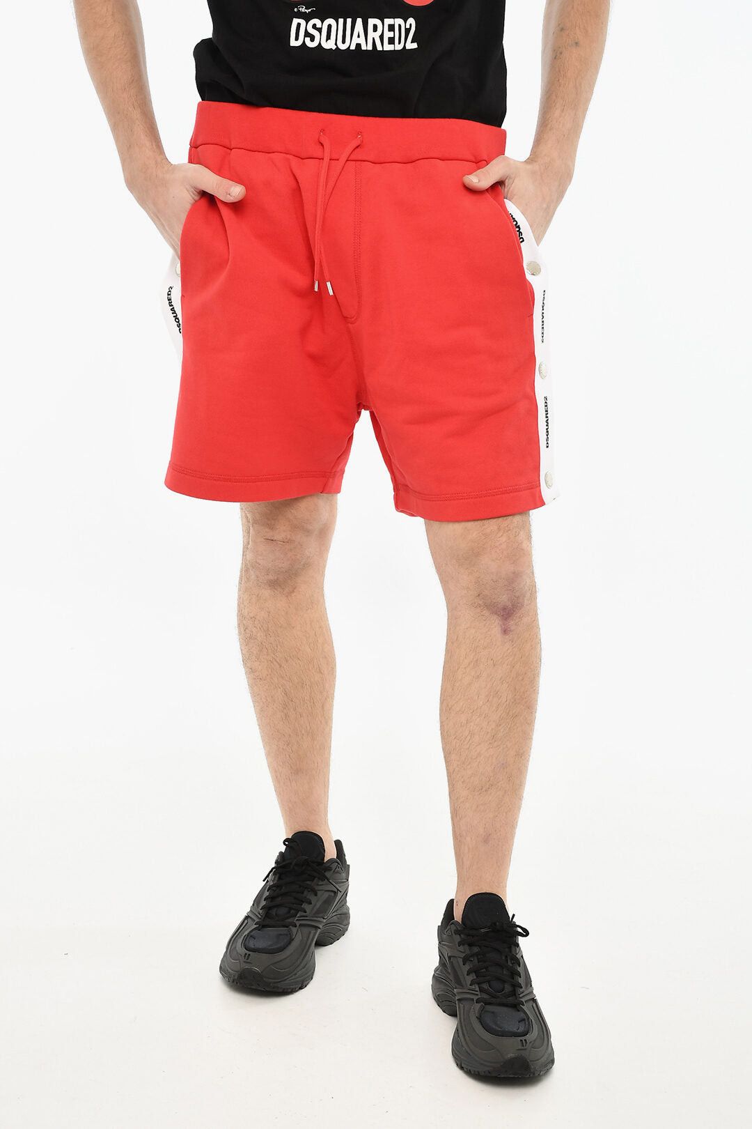 Dsquared2 Bicolour Shorts With Side Buttons Size US 32 / EU 48 - 1 Thumbnail
