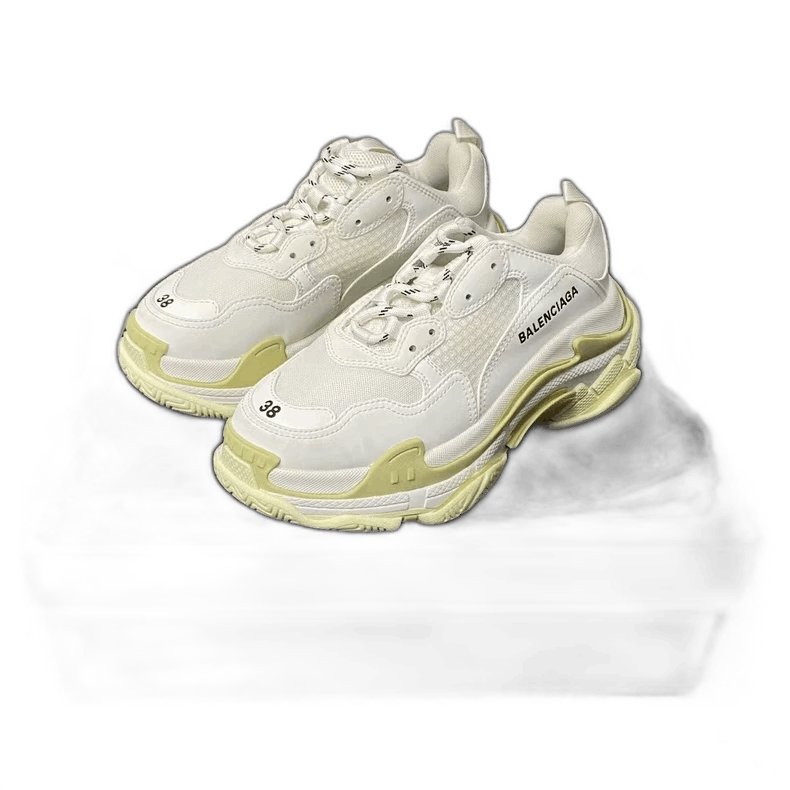 Balenciaga Balenciaga's latest pure white Triples 59 Size US 5.5 / EU 38 - 1 Thumbnail
