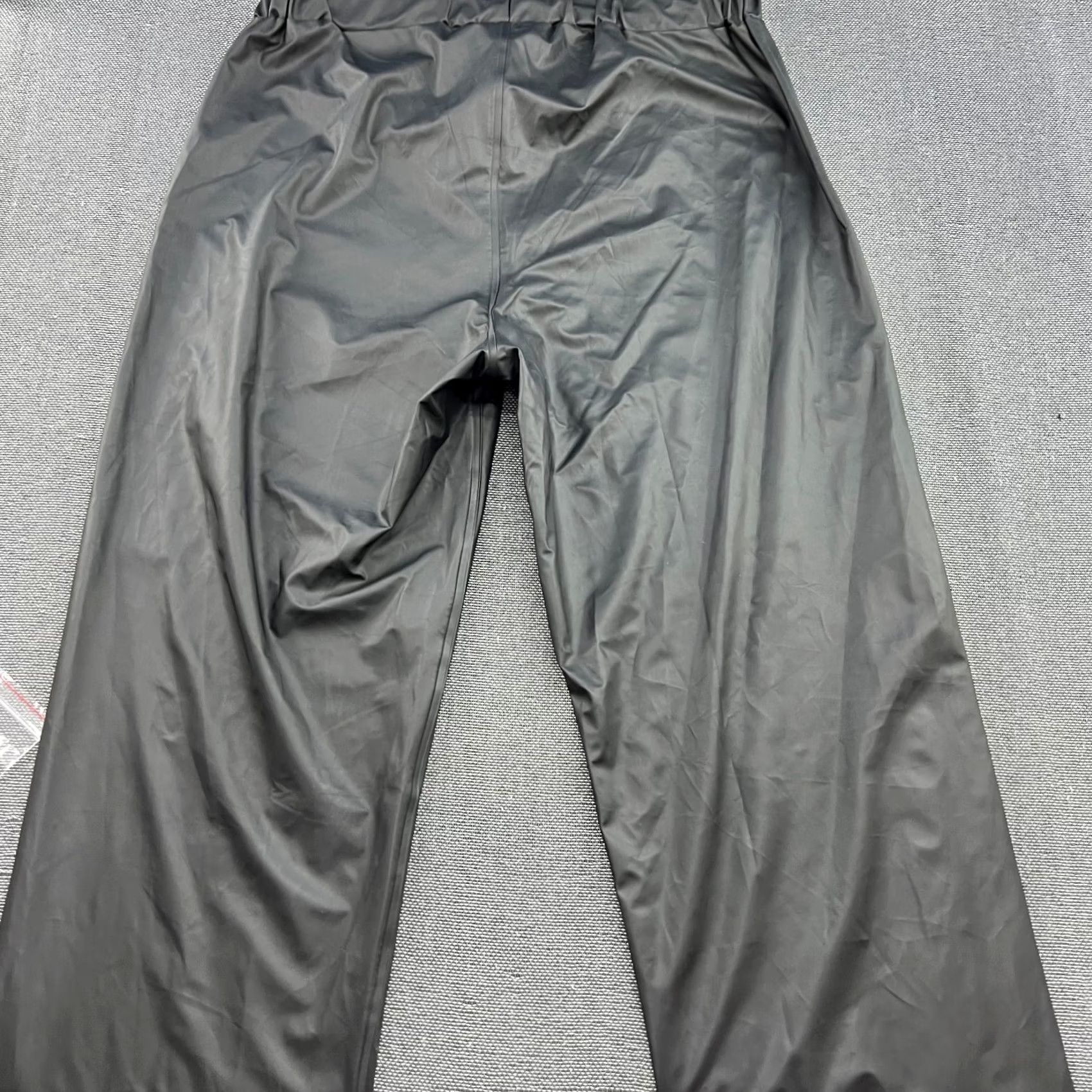2XU 2XU Helly Hasen Voss Waterproof Mens Pants XL Black Outdoor Rain Pants Athletic Size US 36 / EU 52 - 2 Thumbnail